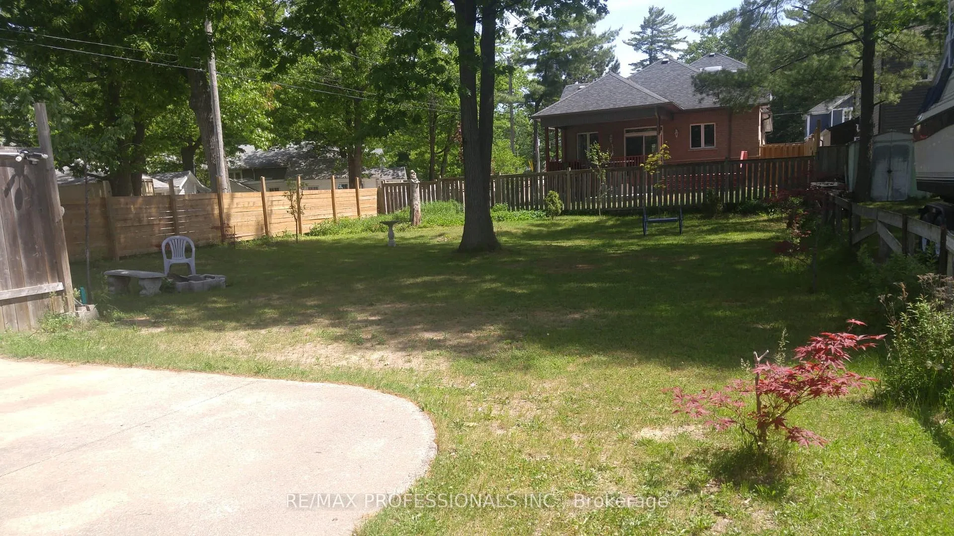 Photo 16 of 39 Beck Street, Wasaga Beach — HOMEH