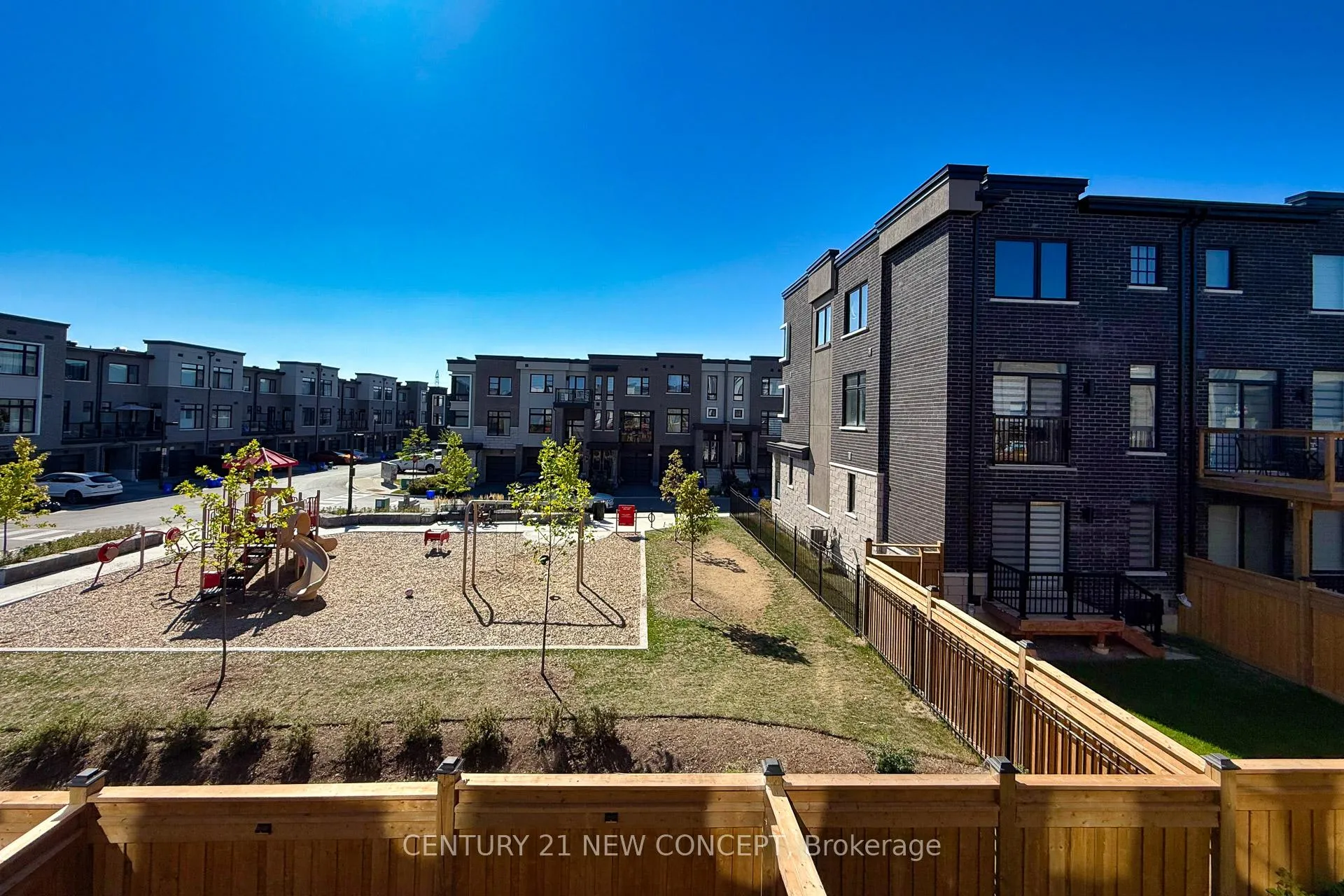 Photo 43 of 1671 Hidden Valley Glen, Pickering, Duffin Heights — HOMEH