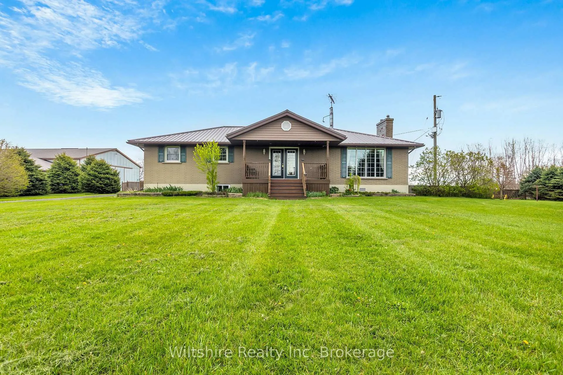 Photo 1 of 490 Norfolk County 28 Road, Norfolk, Rural Houghton — HOMEH