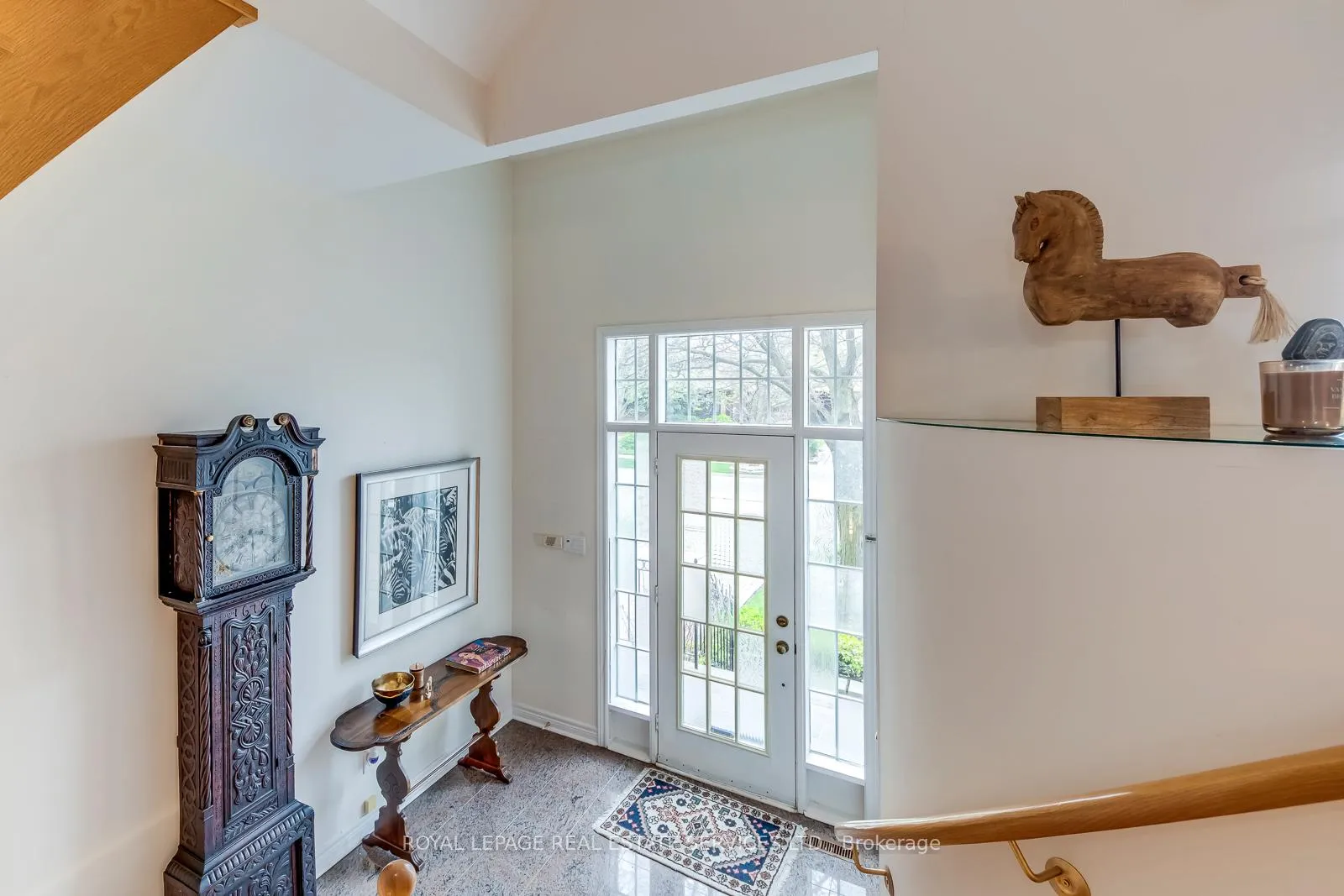 Photo 3 of 175 La Rose Avenue, Etobicoke, Willowridge-Martingrove-Richview — HOMEH