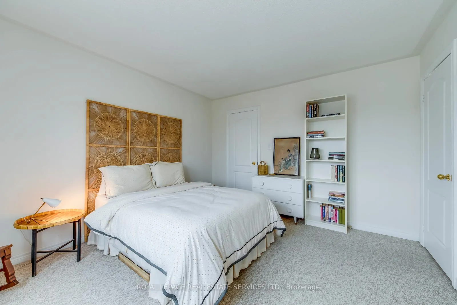 Photo 26 of 175 La Rose Avenue, Etobicoke, Willowridge-Martingrove-Richview — HOMEH