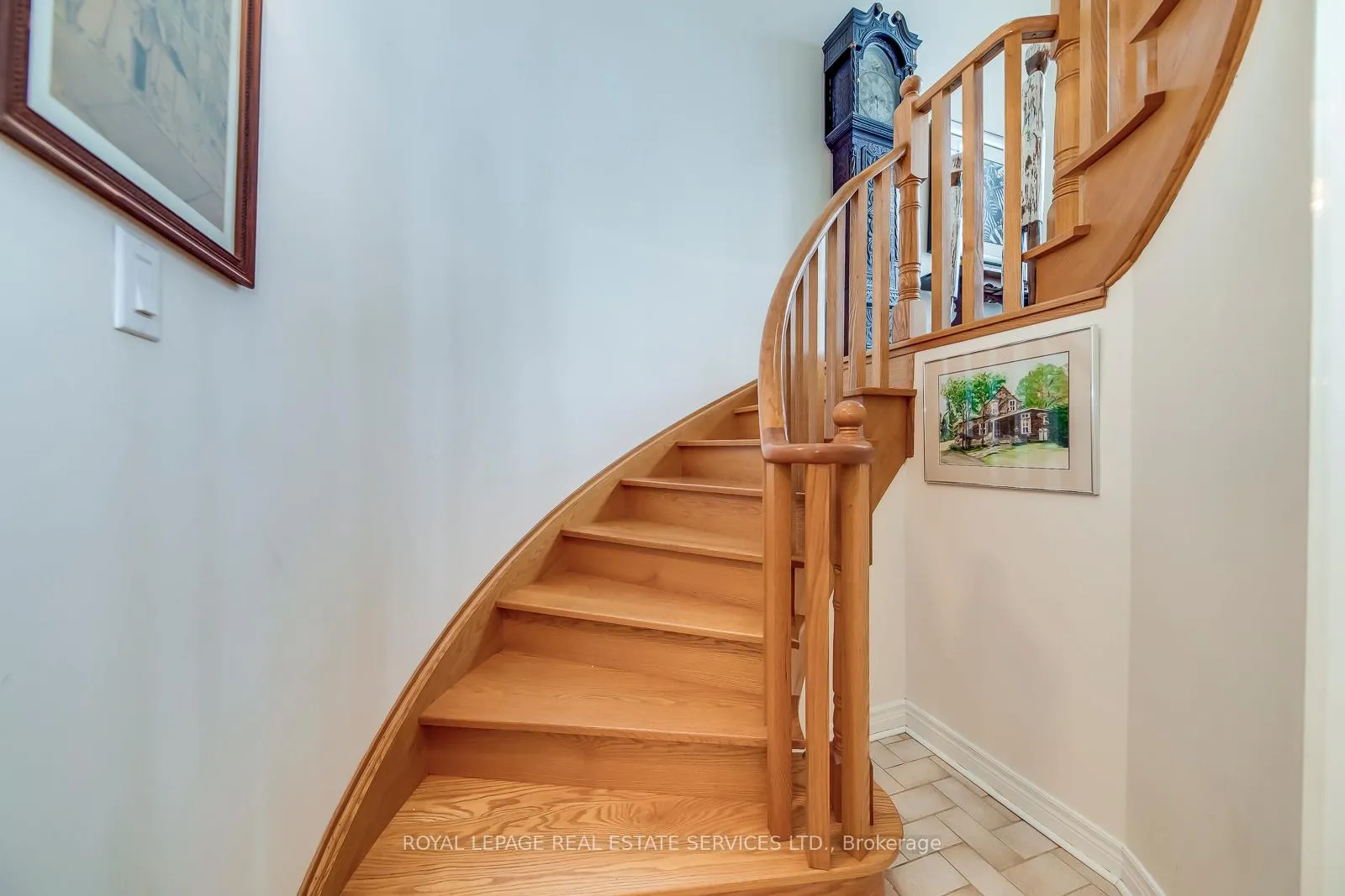 Photo 51 of 175 La Rose Avenue, Etobicoke, Willowridge-Martingrove-Richview — HOMEH