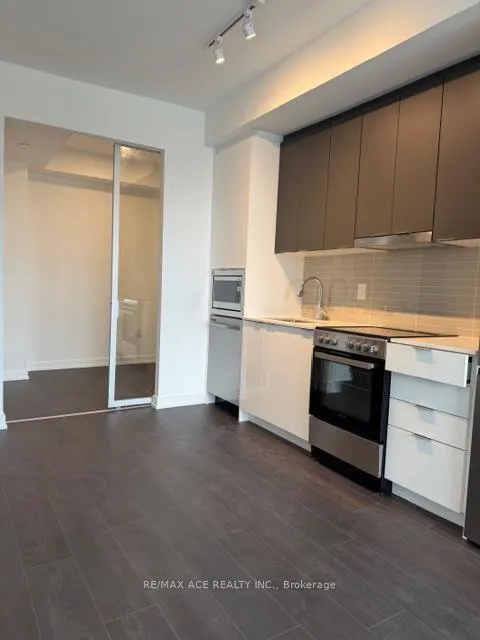 Photo 3 of Unit B616, 9751 Markham Road, Markham, Greensborough — HOMEH