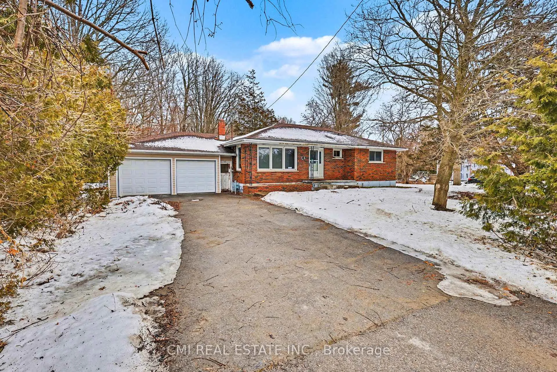 Photo 5 of 606 Glen Miller Road, Quinte West, Trenton Ward — HOMEH