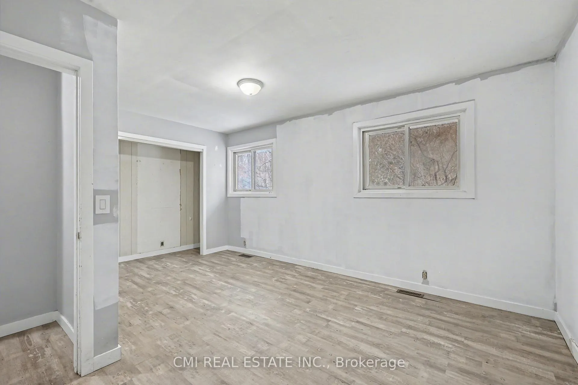 Photo 26 of 606 Glen Miller Road, Quinte West, Trenton Ward — HOMEH