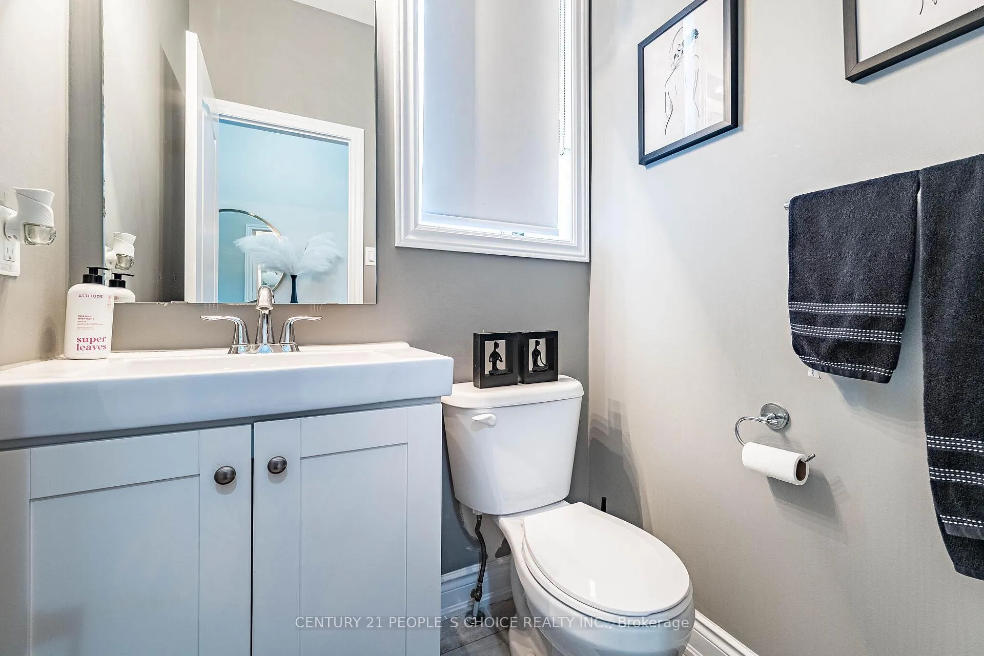 Photo 7 of 65 Honeyview Trail, Brampton, Bram East — HOMEH