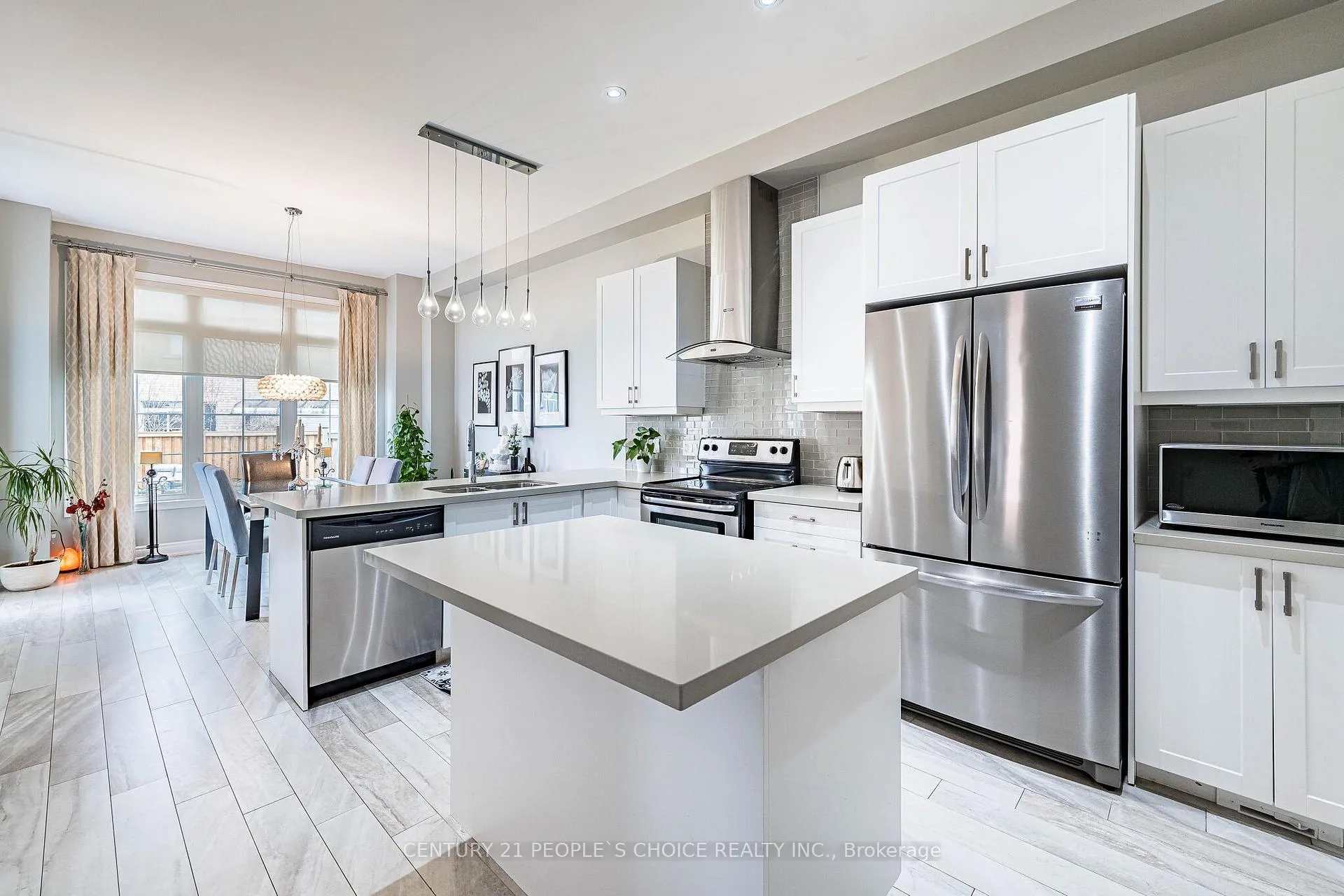Photo 15 of 65 Honeyview Trail, Brampton, Bram East — HOMEH
