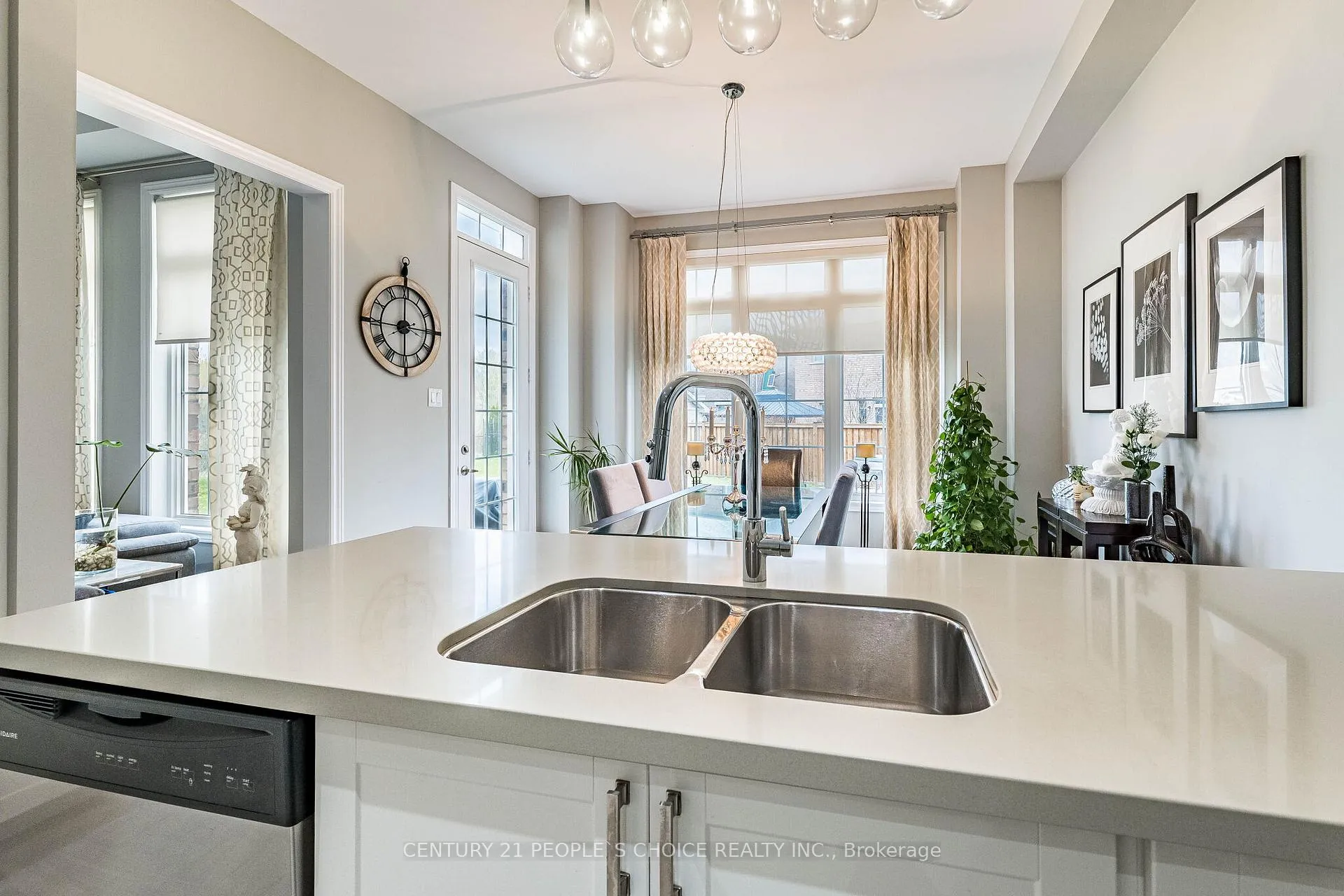 Photo 18 of 65 Honeyview Trail, Brampton, Bram East — HOMEH