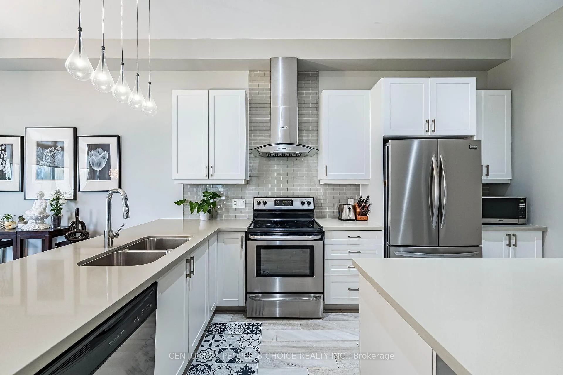 Photo 24 of 65 Honeyview Trail, Brampton, Bram East — HOMEH