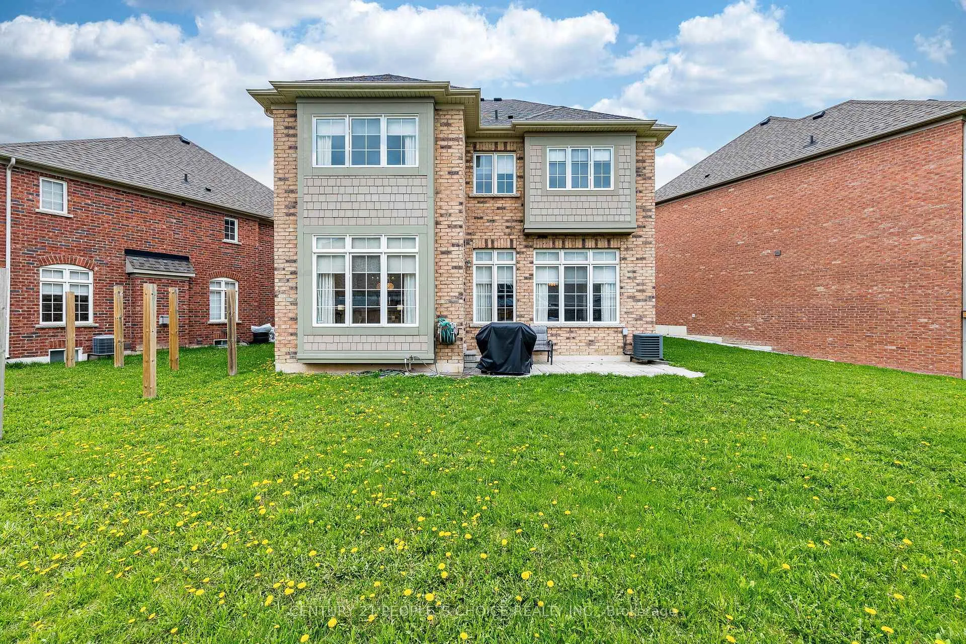 Photo 50 of 65 Honeyview Trail, Brampton, Bram East — HOMEH