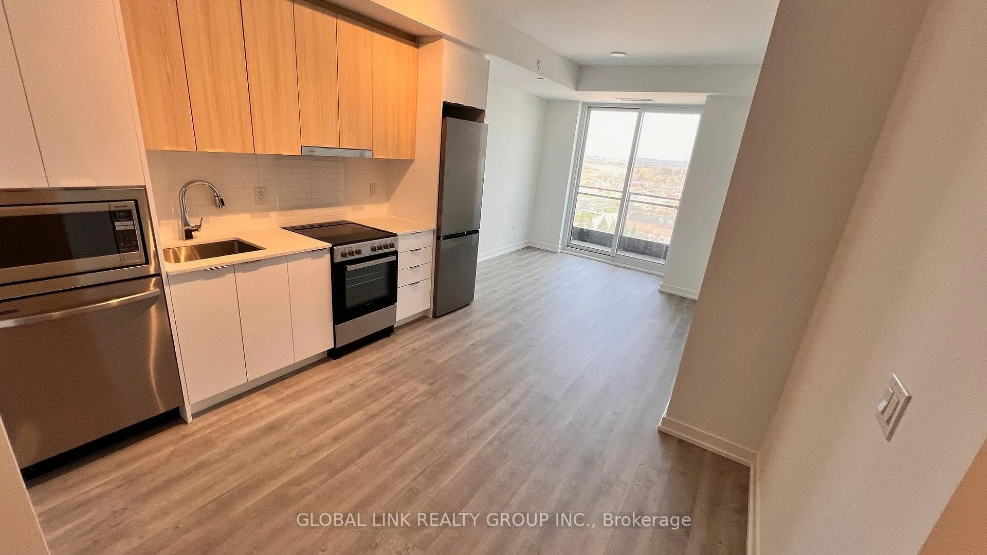 Photo 3 of Unit 1602, 9751 markham Road, Markham, Greensborough — HOMEH