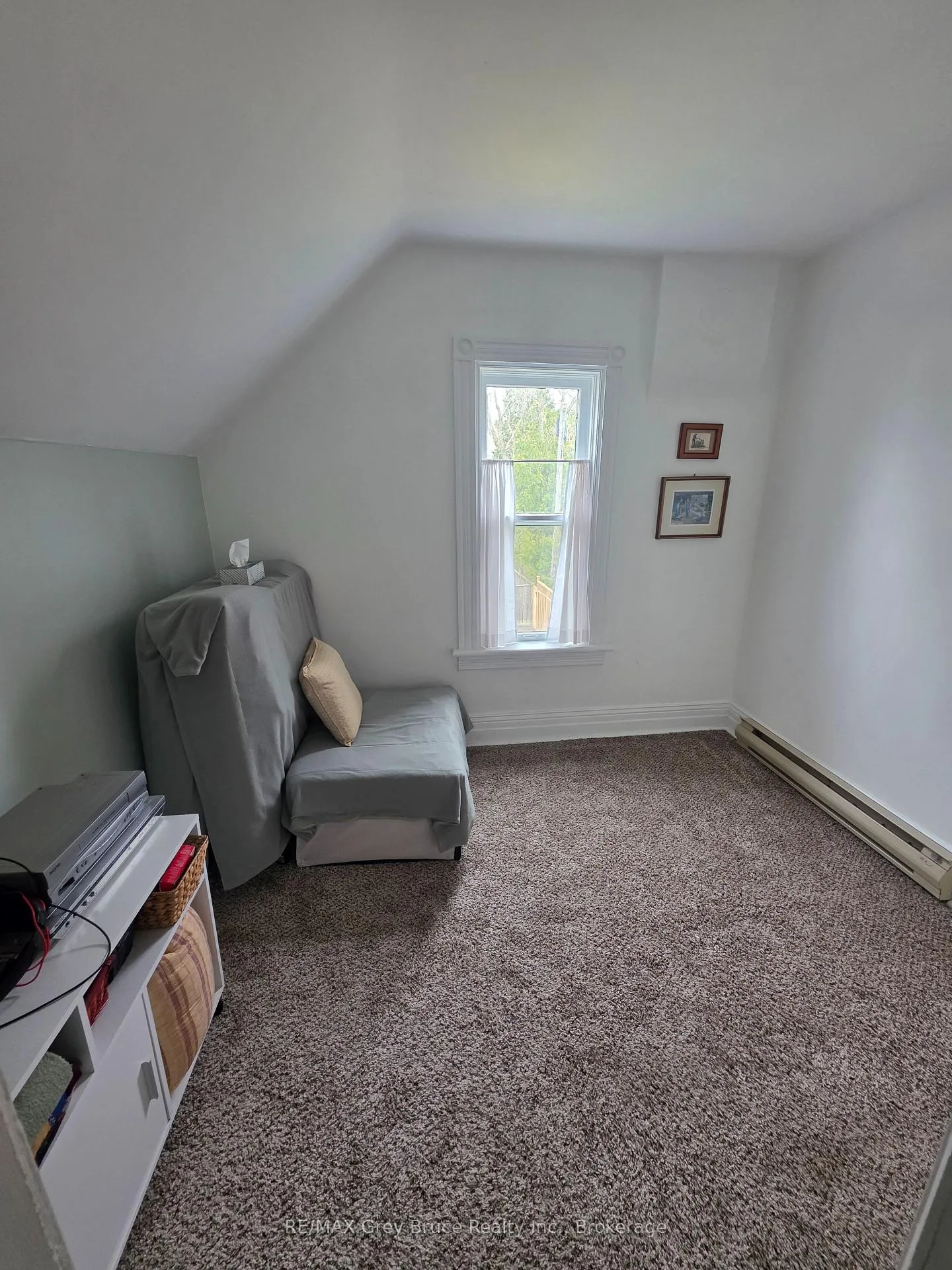 Photo 23 of 648 9th Street E, Owen Sound — HOMEH