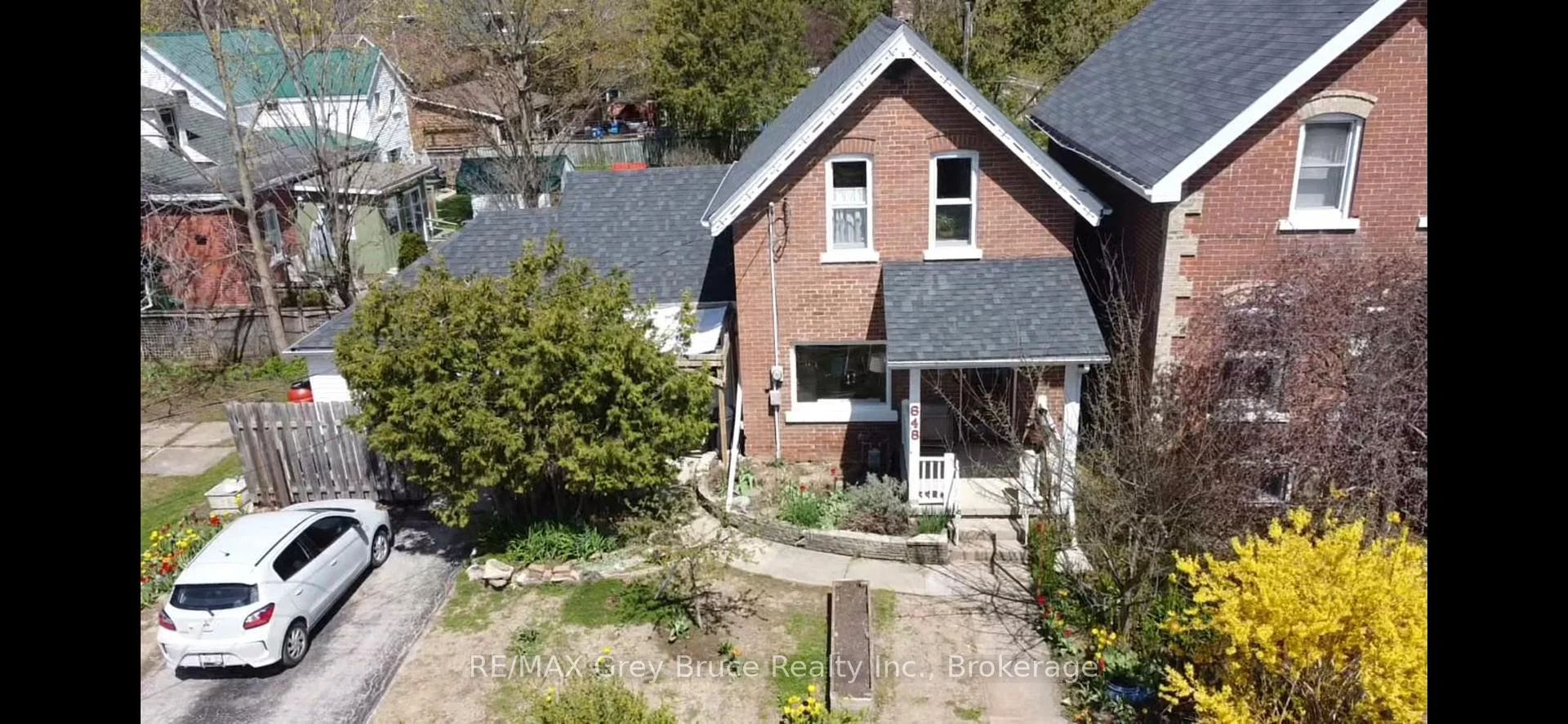 Photo 7 of 648 9th Street E, Owen Sound — HOMEH