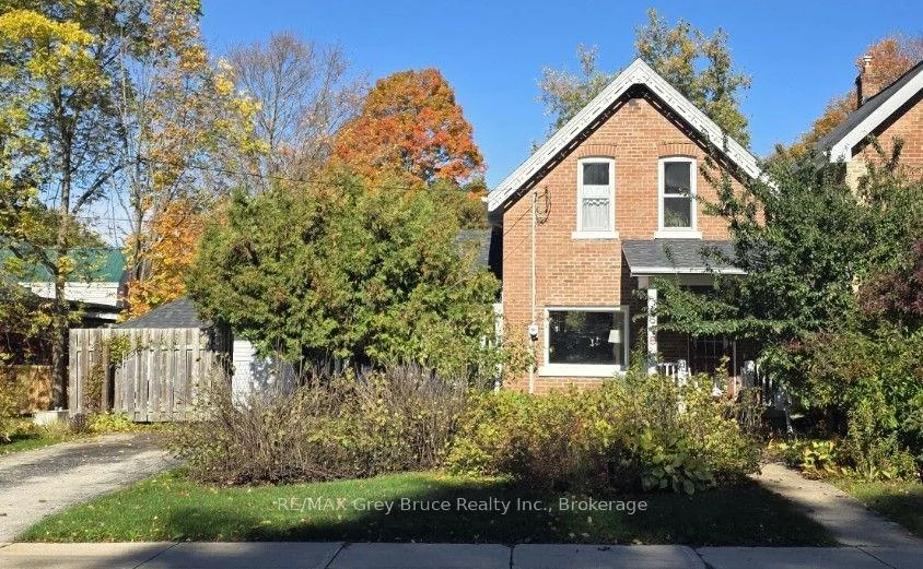 Photo 8 of 648 9th Street E, Owen Sound — HOMEH