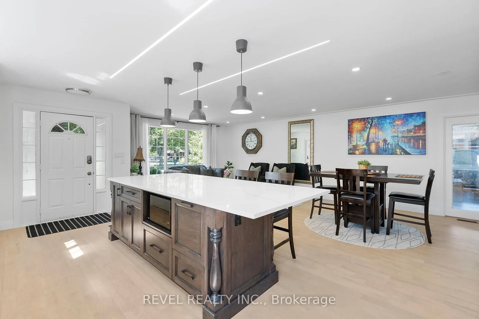 Photo 5 of 36 Cambria Drive, St. Catharines, Port Dalhousie — HOMEH