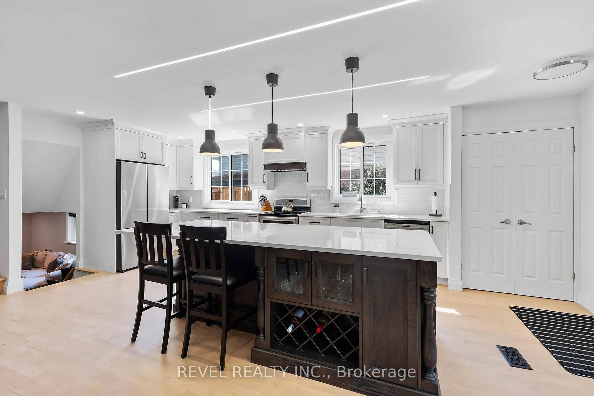 Photo 7 of 36 Cambria Drive, St. Catharines, Port Dalhousie — HOMEH