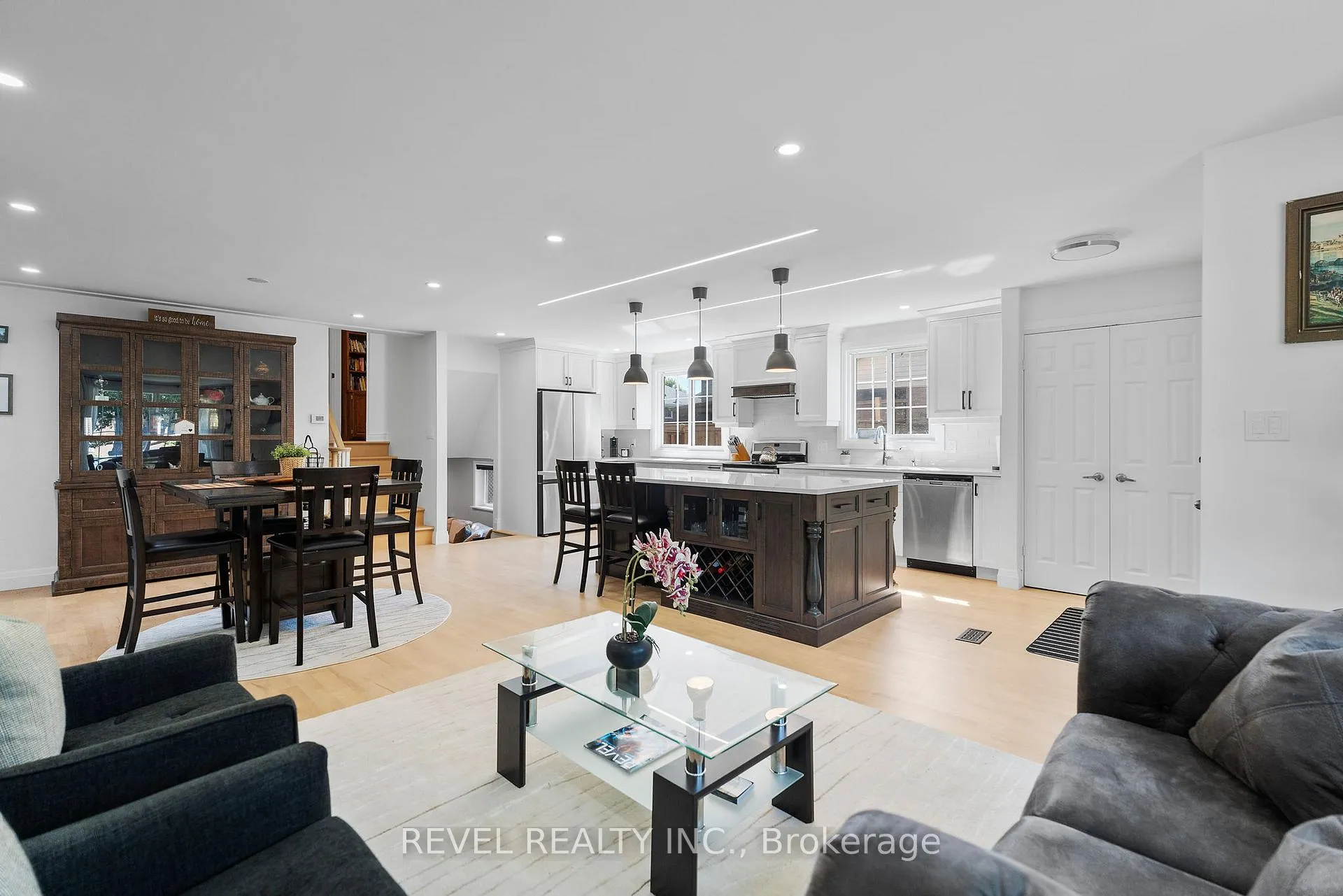 Photo 11 of 36 Cambria Drive, St. Catharines, Port Dalhousie — HOMEH