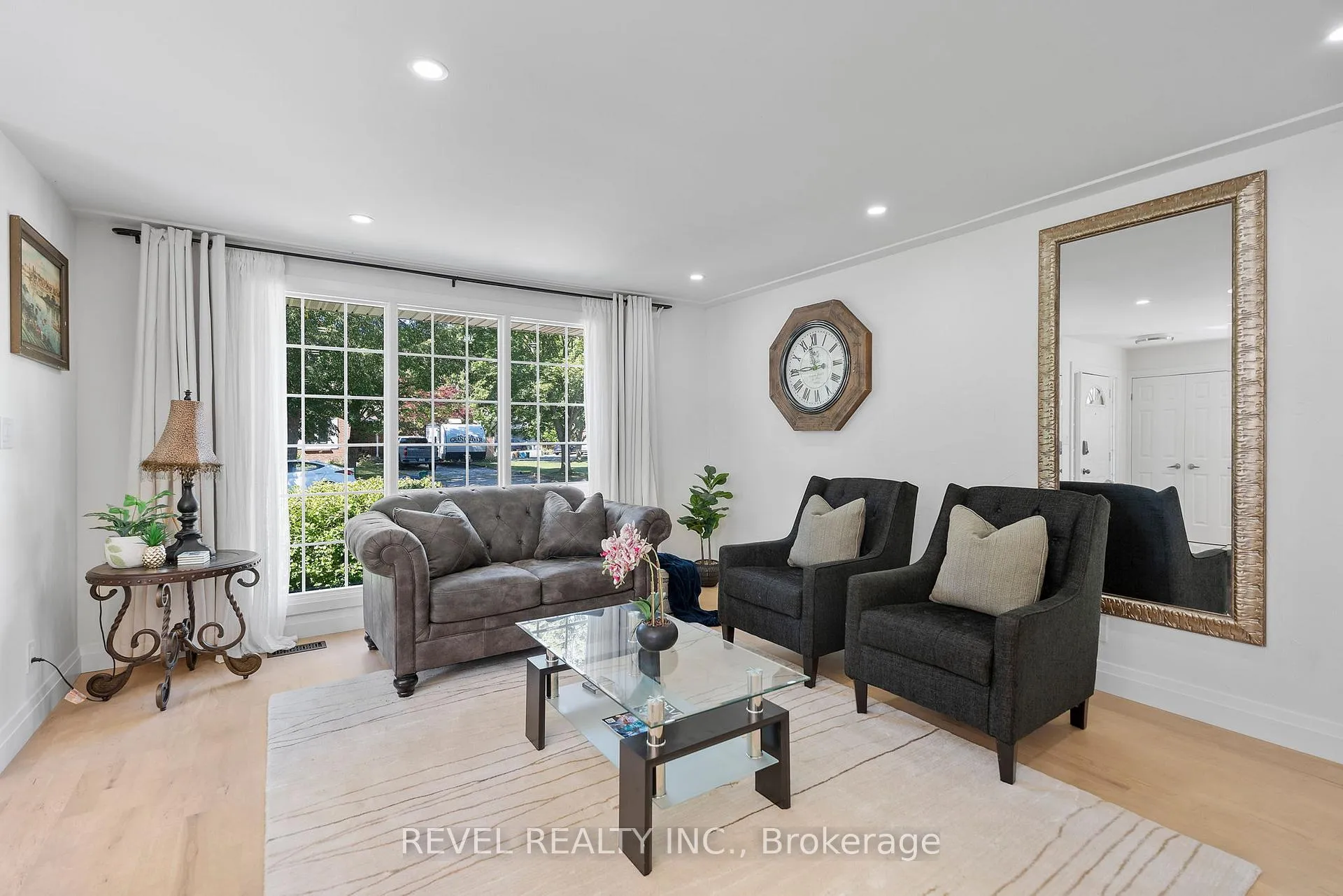Photo 13 of 36 Cambria Drive, St. Catharines, Port Dalhousie — HOMEH