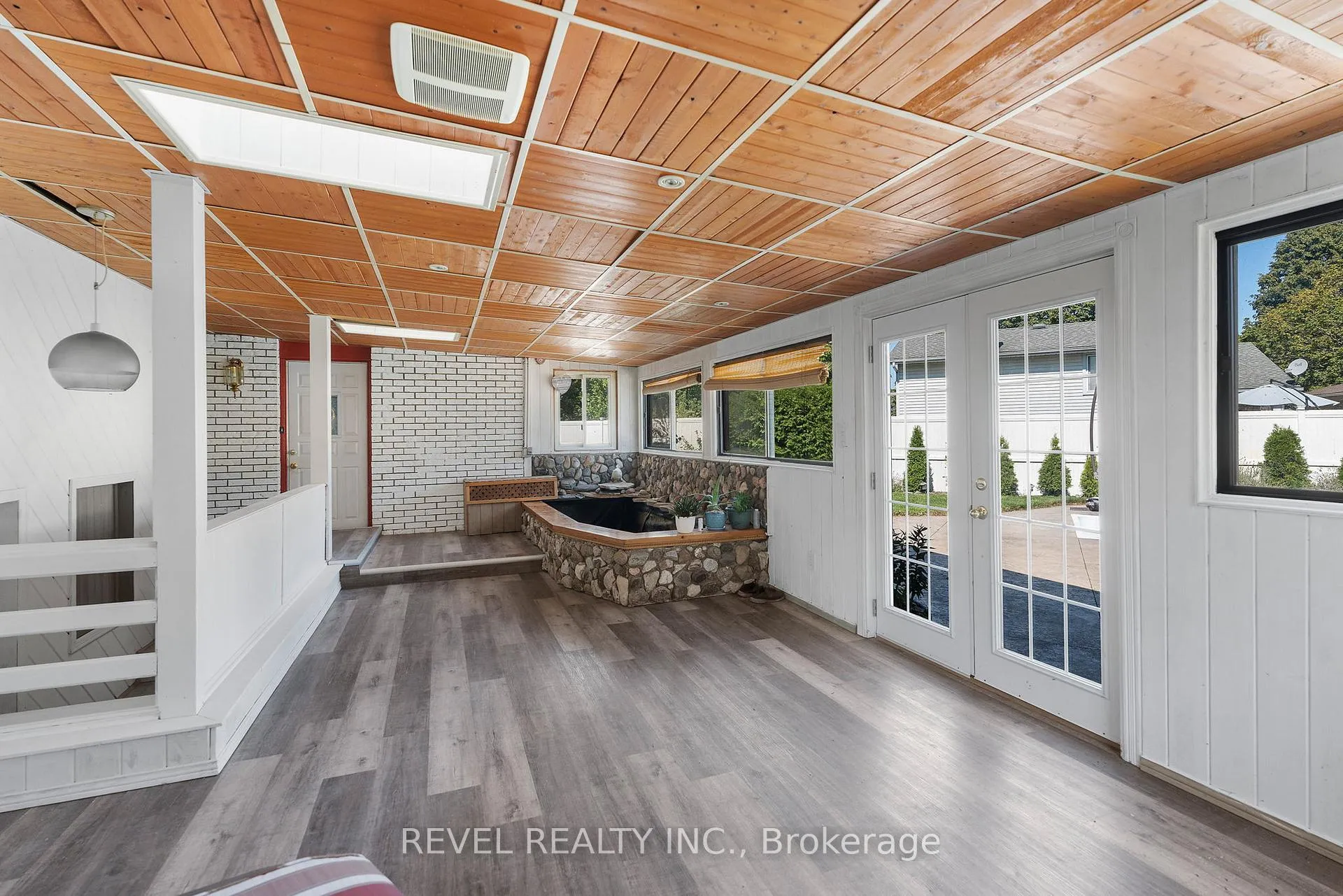 Photo 27 of 36 Cambria Drive, St. Catharines, Port Dalhousie — HOMEH