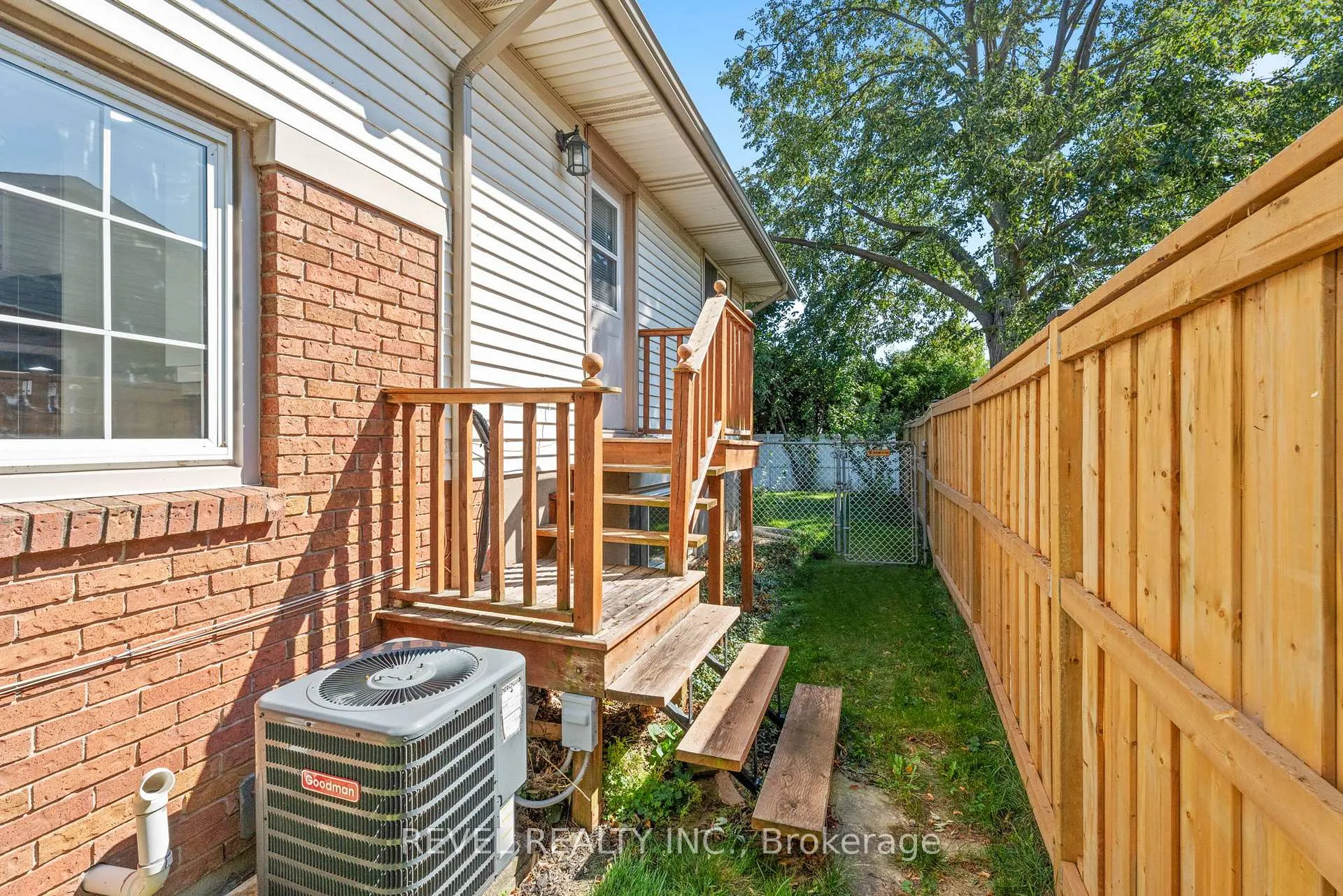 Photo 39 of 36 Cambria Drive, St. Catharines, Port Dalhousie — HOMEH