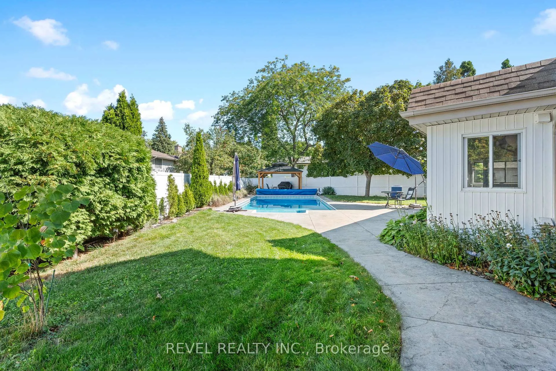 Photo 41 of 36 Cambria Drive, St. Catharines, Port Dalhousie — HOMEH