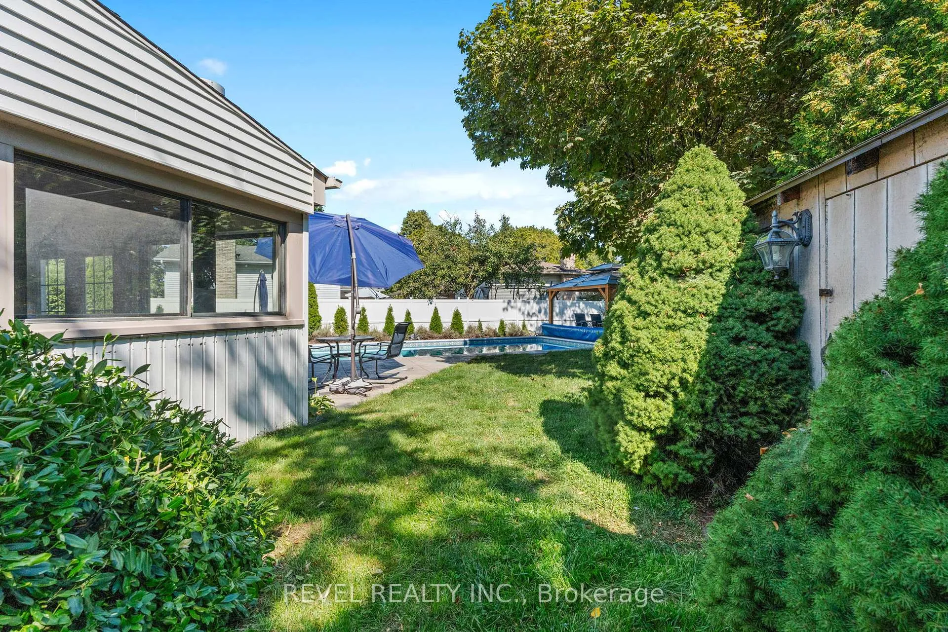 Photo 44 of 36 Cambria Drive, St. Catharines, Port Dalhousie — HOMEH
