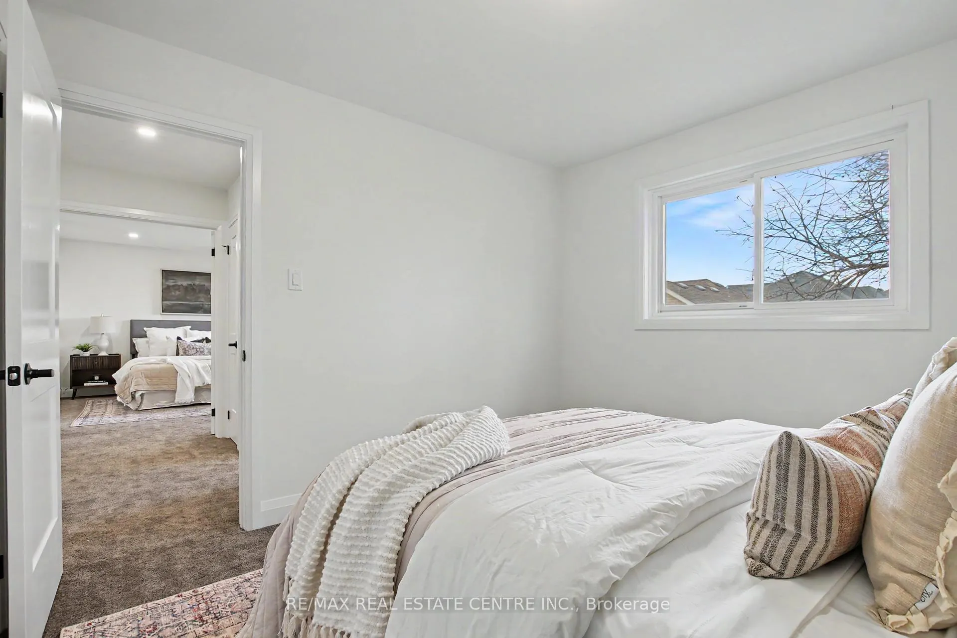 Photo 22 of 507 Grand Ridge Drive, Cambridge, Southwood - Kinbridge — HOMEH