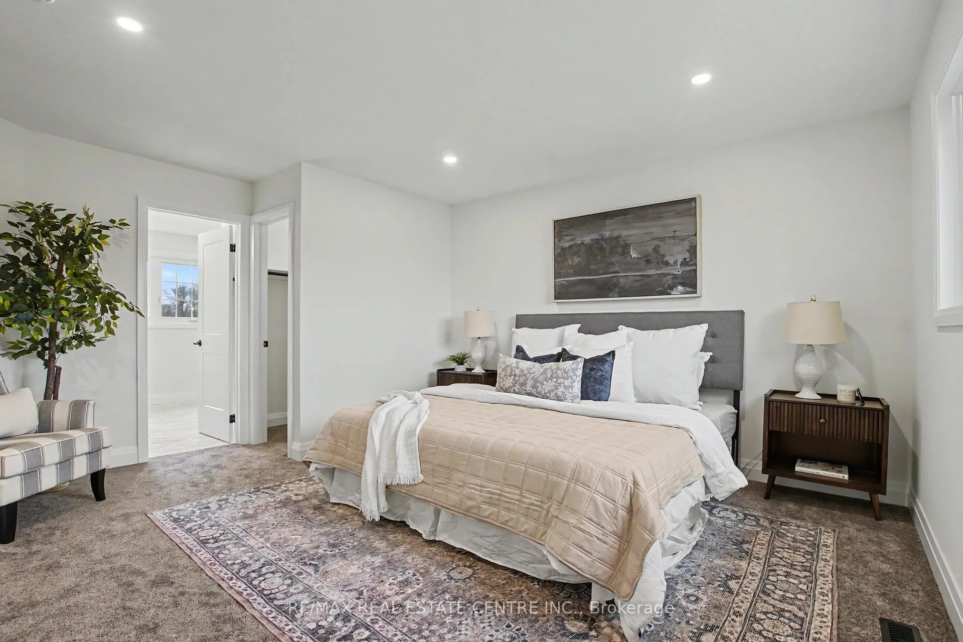 Photo 25 of 507 Grand Ridge Drive, Cambridge, Southwood - Kinbridge — HOMEH
