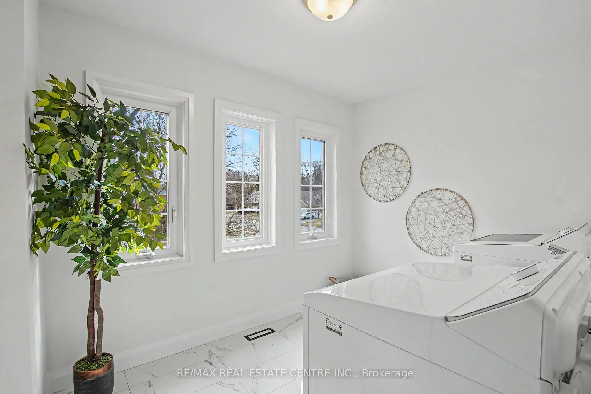 Photo 29 of 507 Grand Ridge Drive, Cambridge, Southwood - Kinbridge — HOMEH