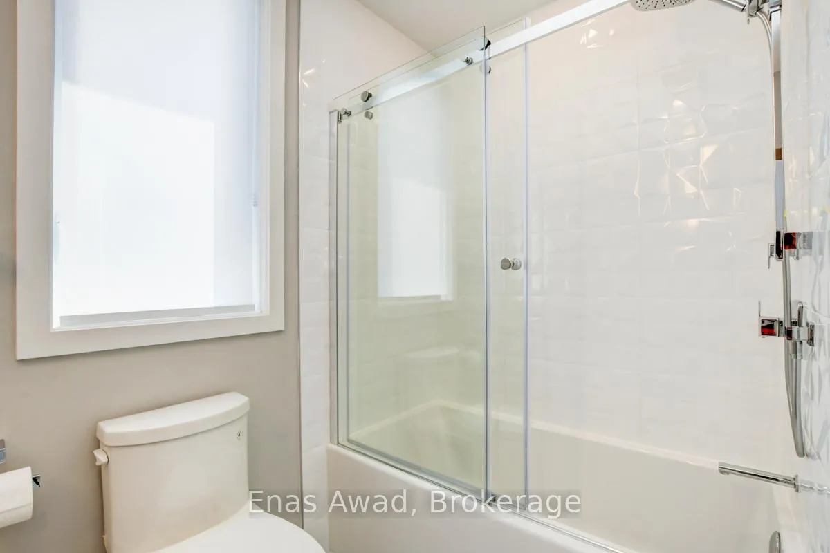 Photo 6 of Unit B, 974 Hooper Street, Ottawa, Carlington — HOMEH