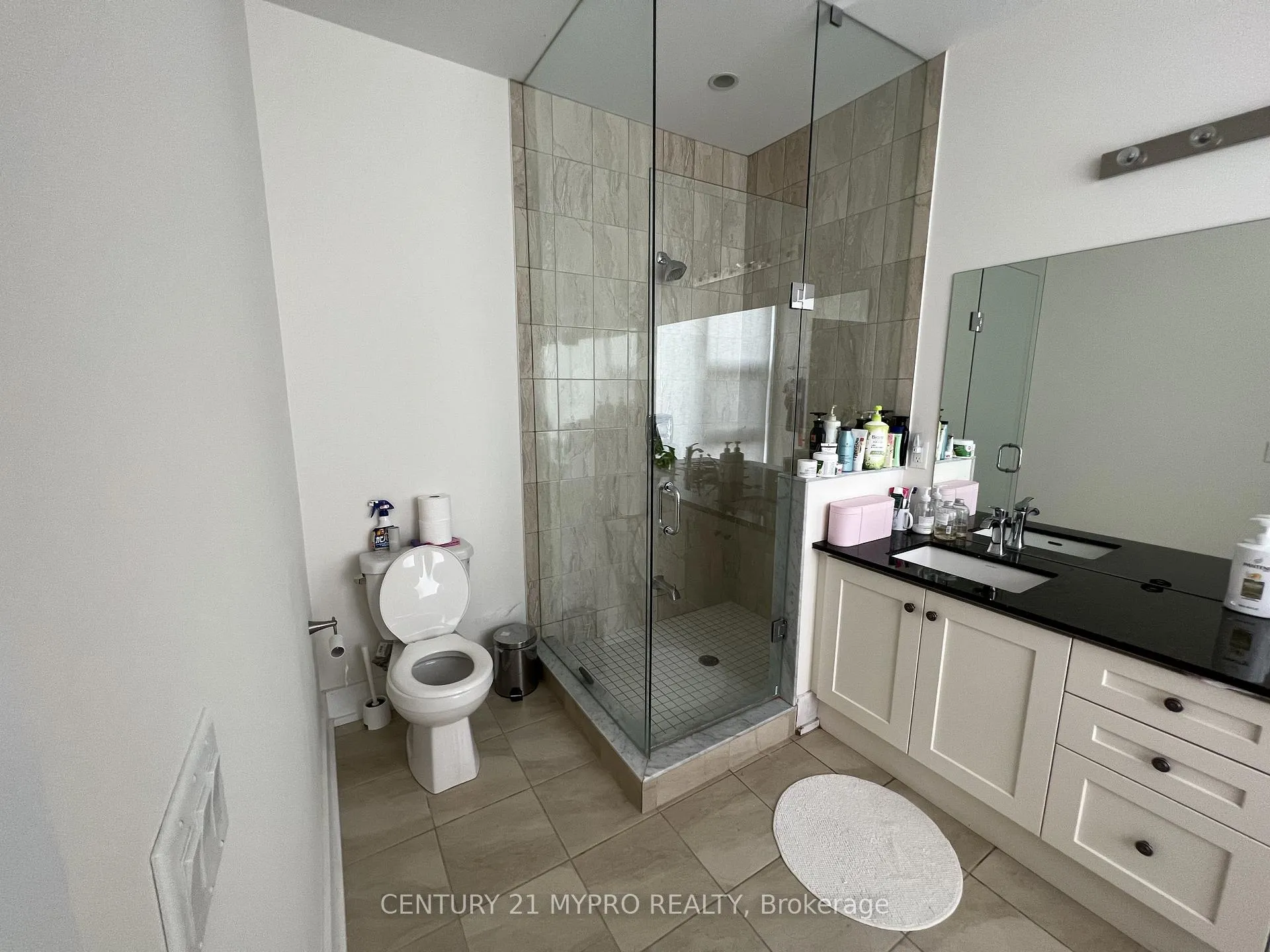 Photo 8 of 18 Allerton Road, Vaughan, Patterson — HOMEH
