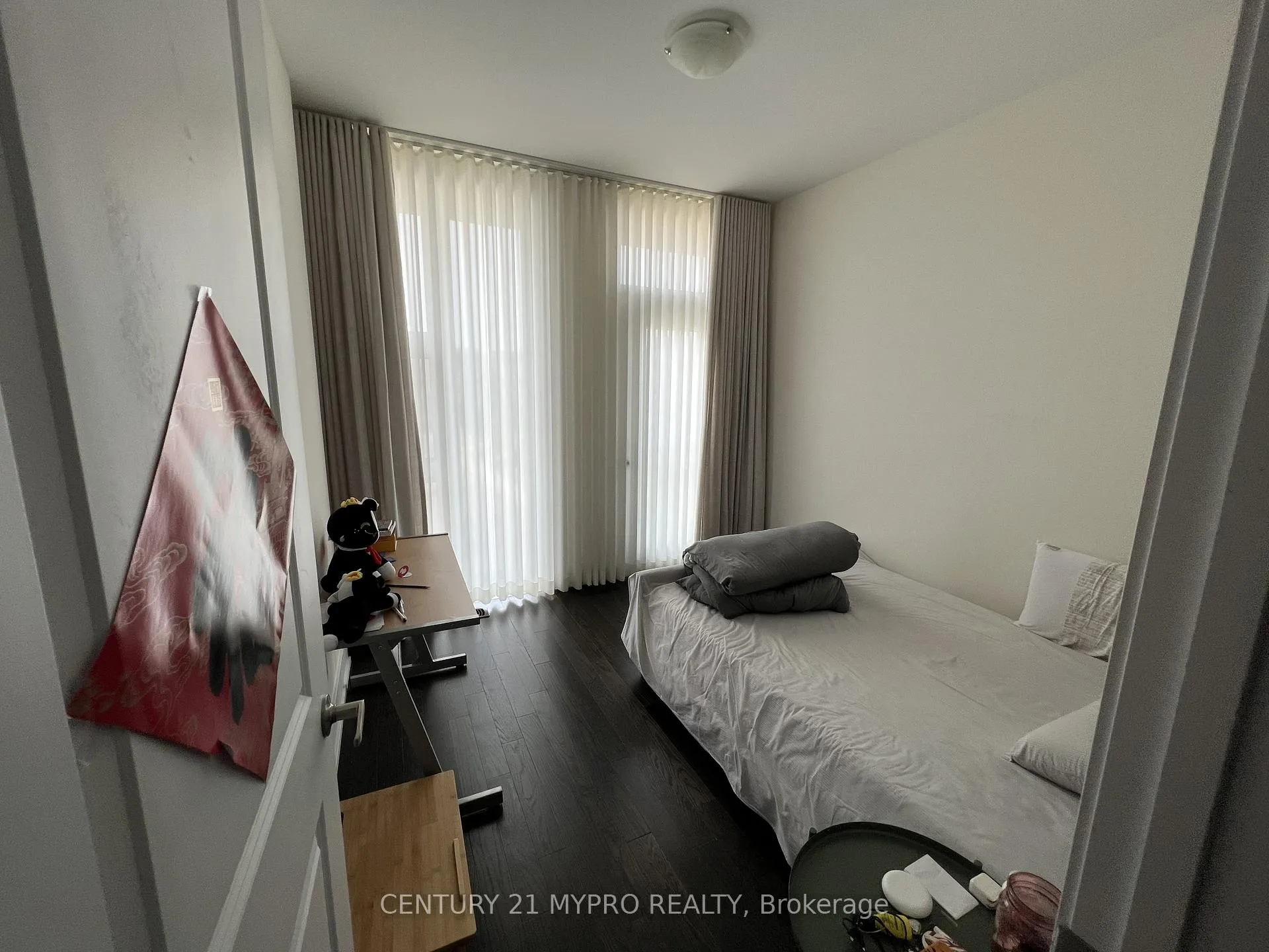 Photo 10 of 18 Allerton Road, Vaughan, Patterson — HOMEH