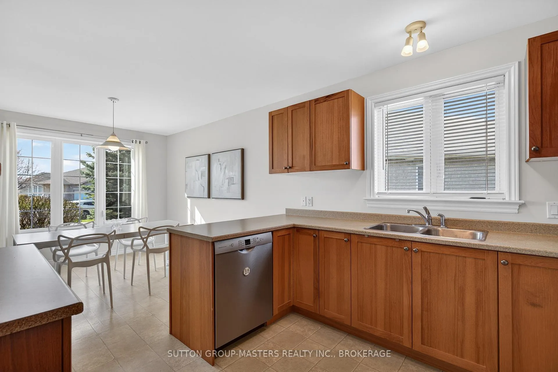 Photo 12 of 106 Sheridan Street, Kingston, City Northwest — HOMEH