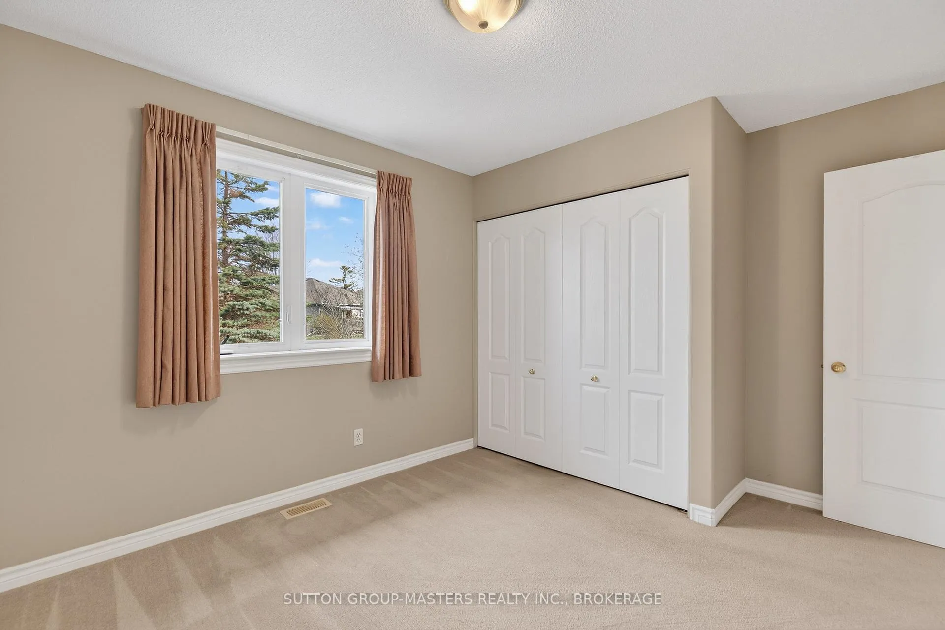 Photo 24 of 106 Sheridan Street, Kingston, City Northwest — HOMEH