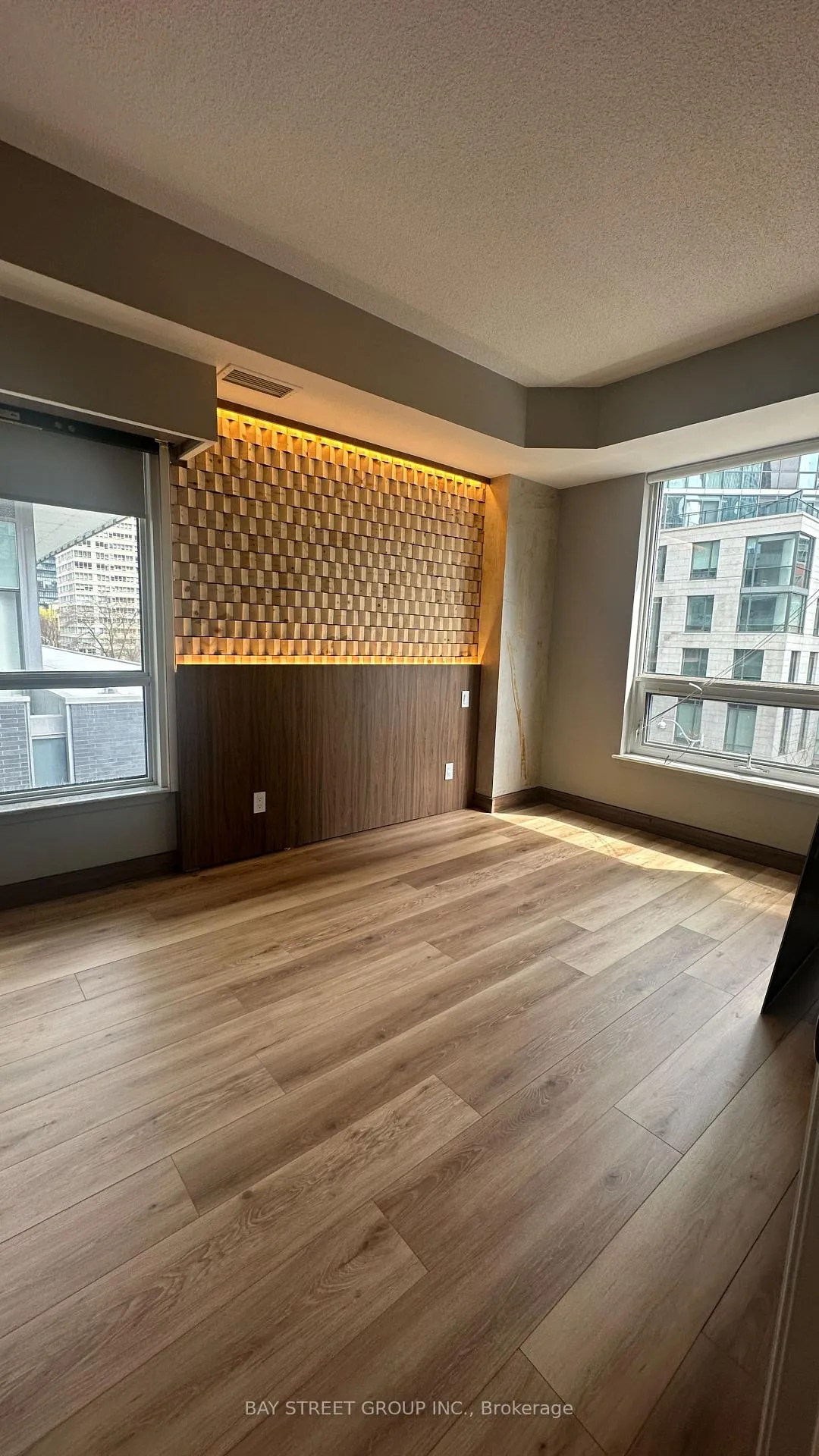 Photo 11 of Unit 418, 35 Hayden Street, Toronto, Church-Yonge Corridor — HOMEH