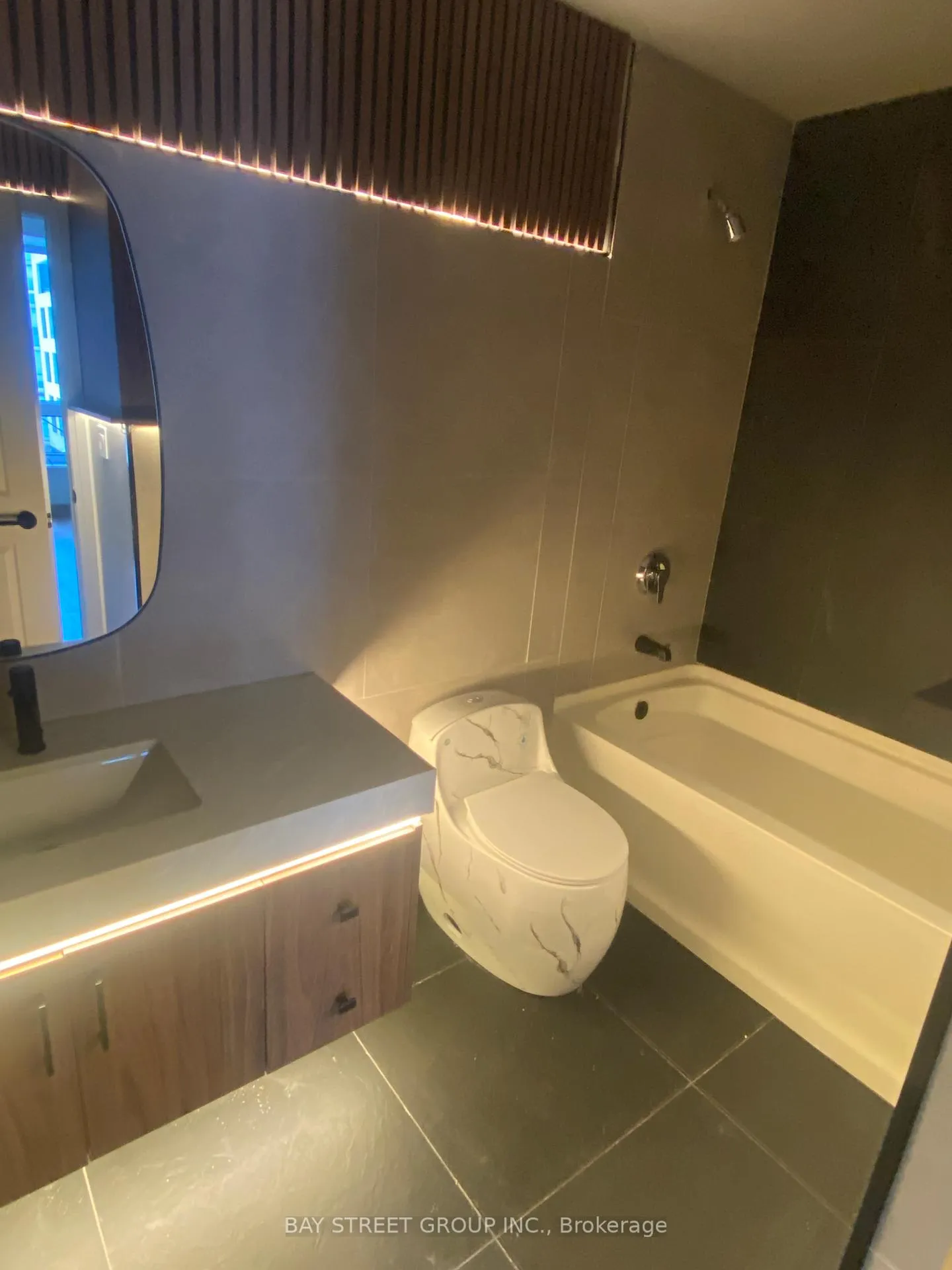 Photo 12 of Unit 418, 35 Hayden Street, Toronto, Church-Yonge Corridor — HOMEH