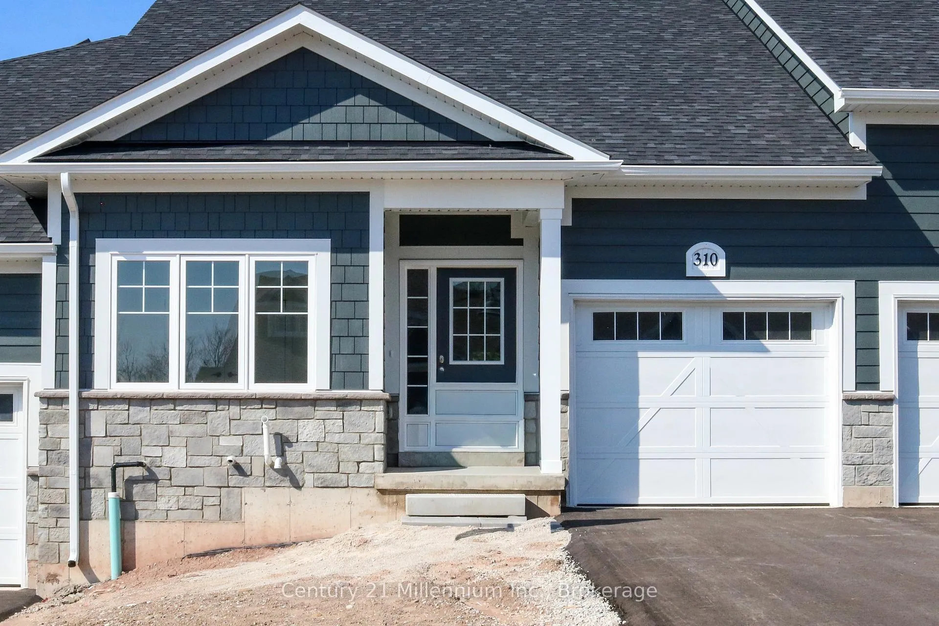 Photo of 310 Telford Trail