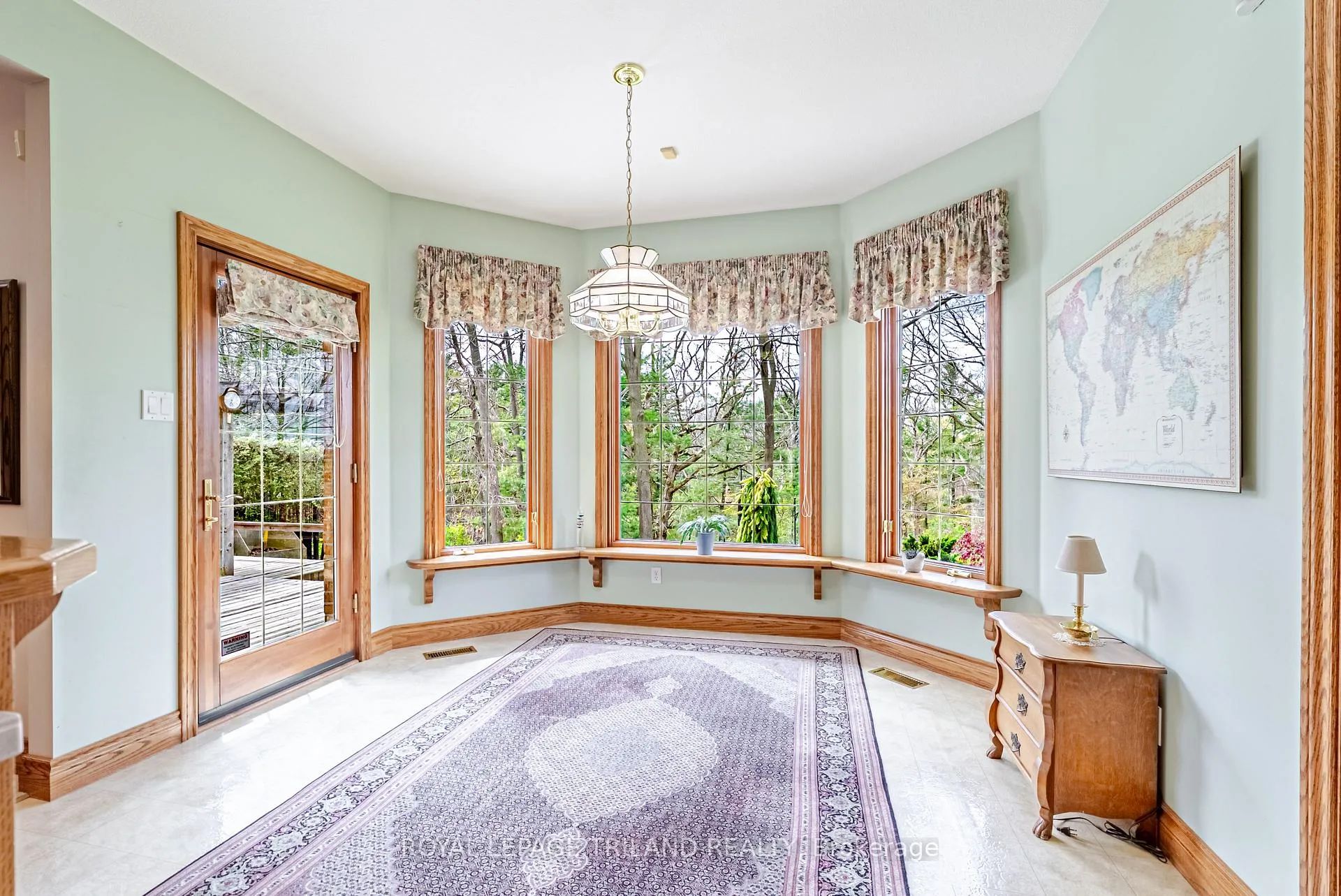 Photo 18 of 154 Parkview Drive, Thames Centre, Dorchester — HOMEH