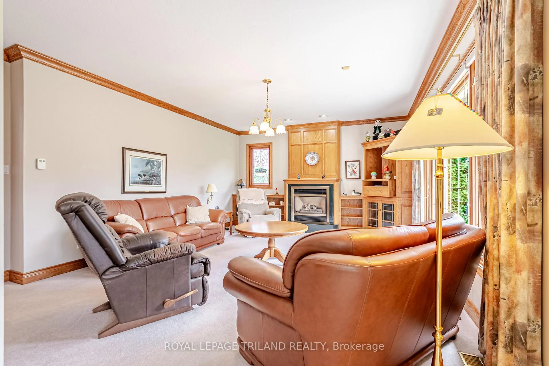 Photo 19 of 154 Parkview Drive, Thames Centre, Dorchester — HOMEH