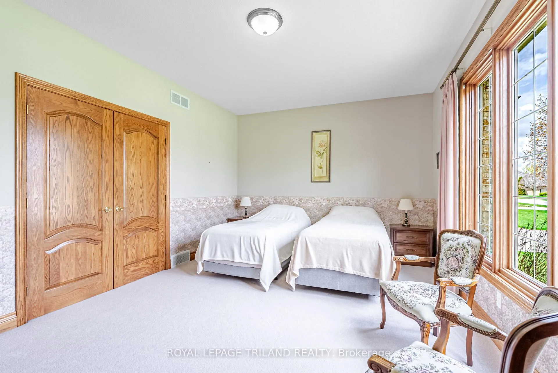 Photo 28 of 154 Parkview Drive, Thames Centre, Dorchester — HOMEH