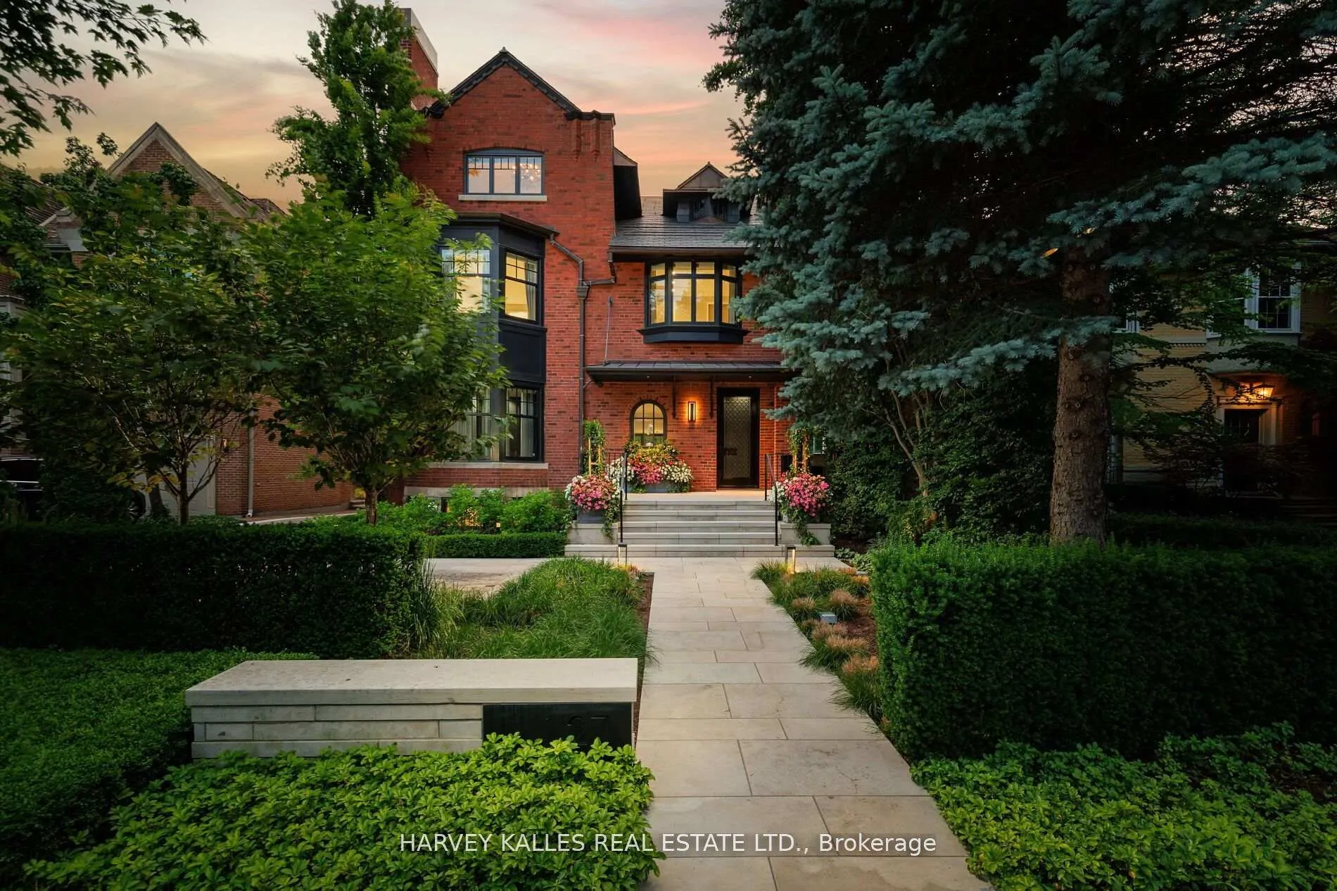 Photo 1 of 27 South Drive, Toronto, Rosedale-Moore Park — HOMEH