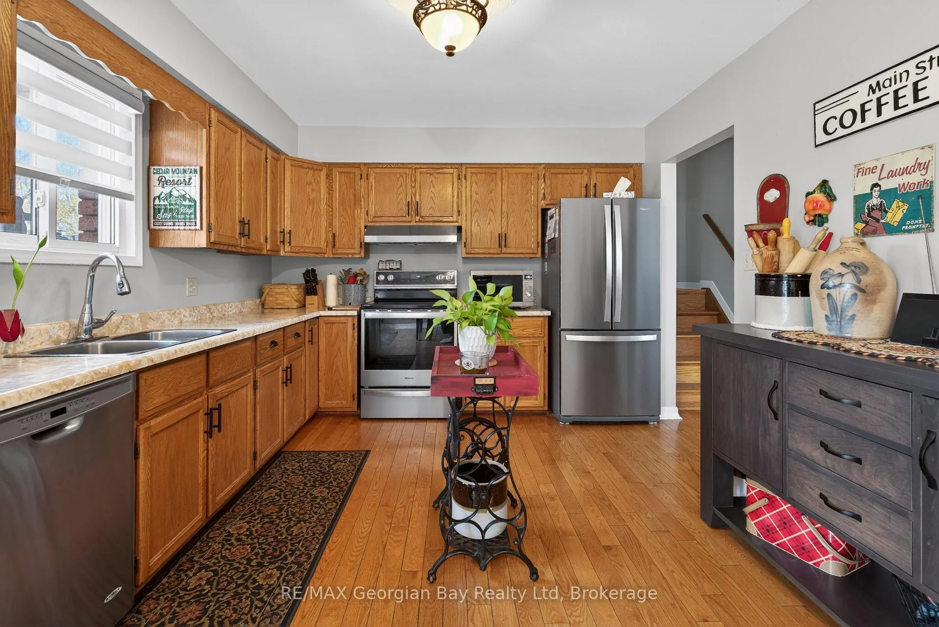 Photo 10 of 32 Bonaventure Place, Penetanguishene — HOMEH