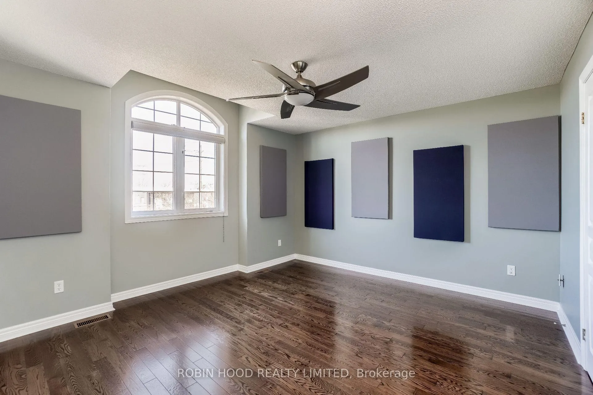 Photo 4 of 5045 Bidwell Common, Burlington, Appleby — HOMEH