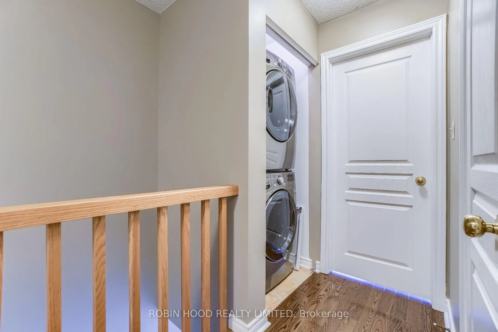 Photo 8 of 5045 Bidwell Common, Burlington, Appleby — HOMEH