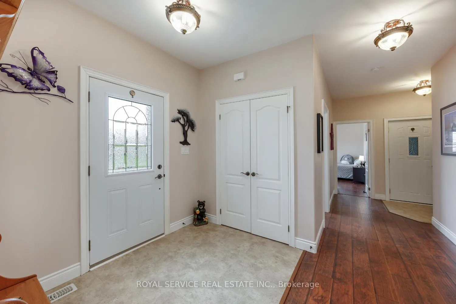 Photo 5 of 16 Cortland Crescent, Prince Edward County, Sophiasburg Ward — HOMEH