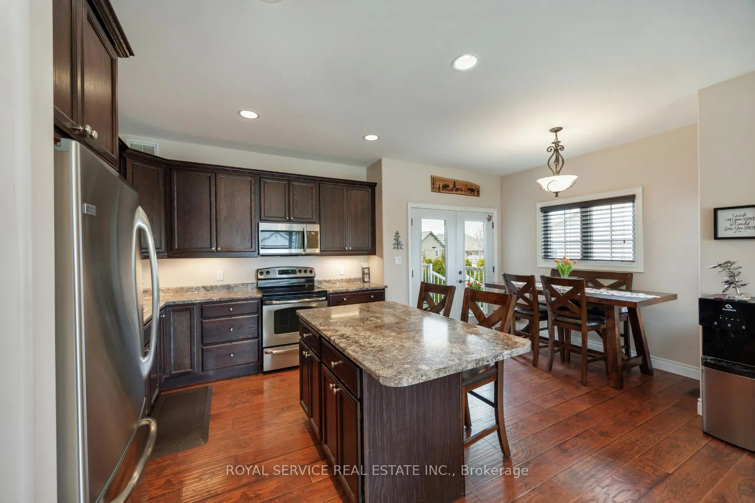 Photo 11 of 16 Cortland Crescent, Prince Edward County, Sophiasburg Ward — HOMEH