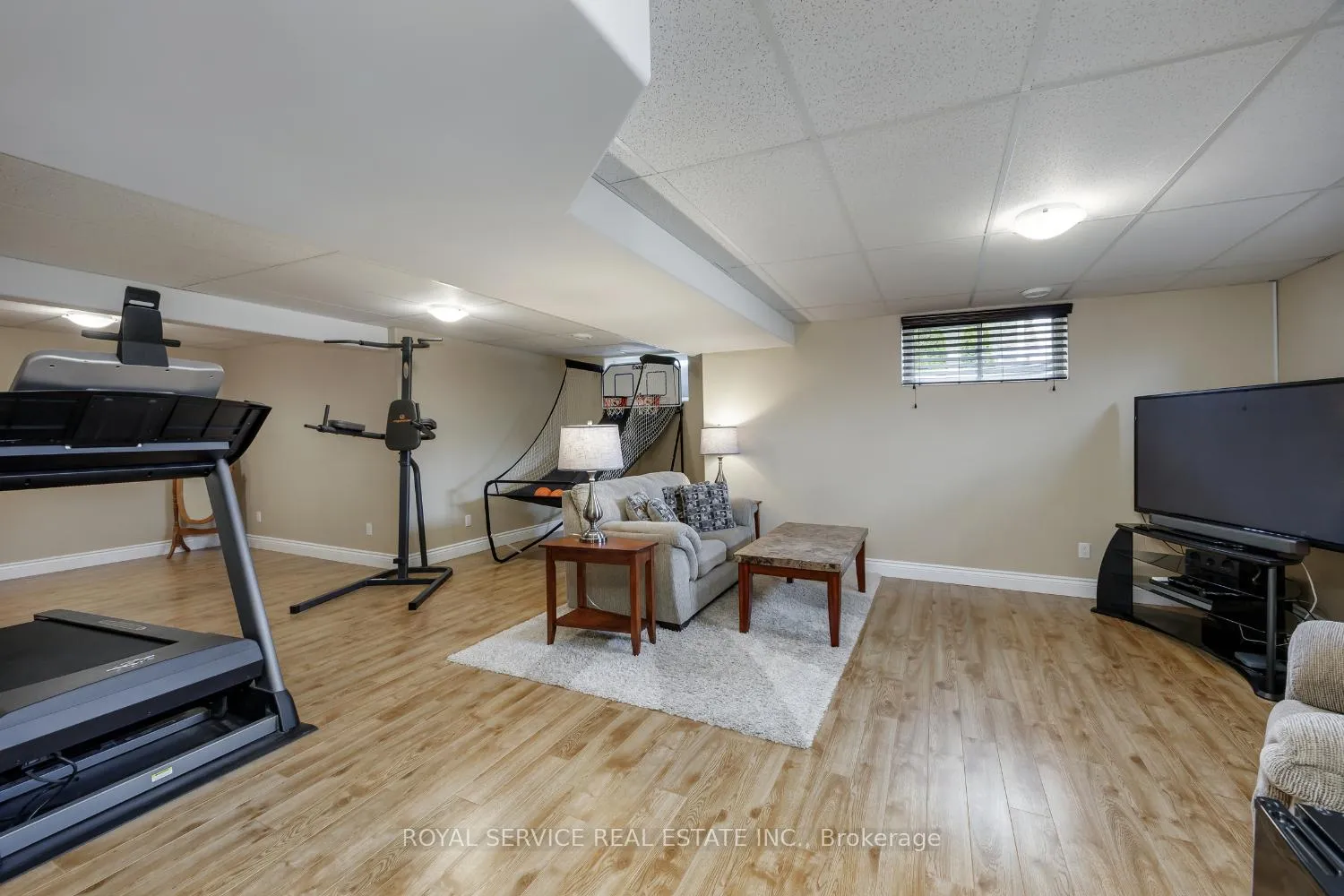 Photo 29 of 16 Cortland Crescent, Prince Edward County, Sophiasburg Ward — HOMEH
