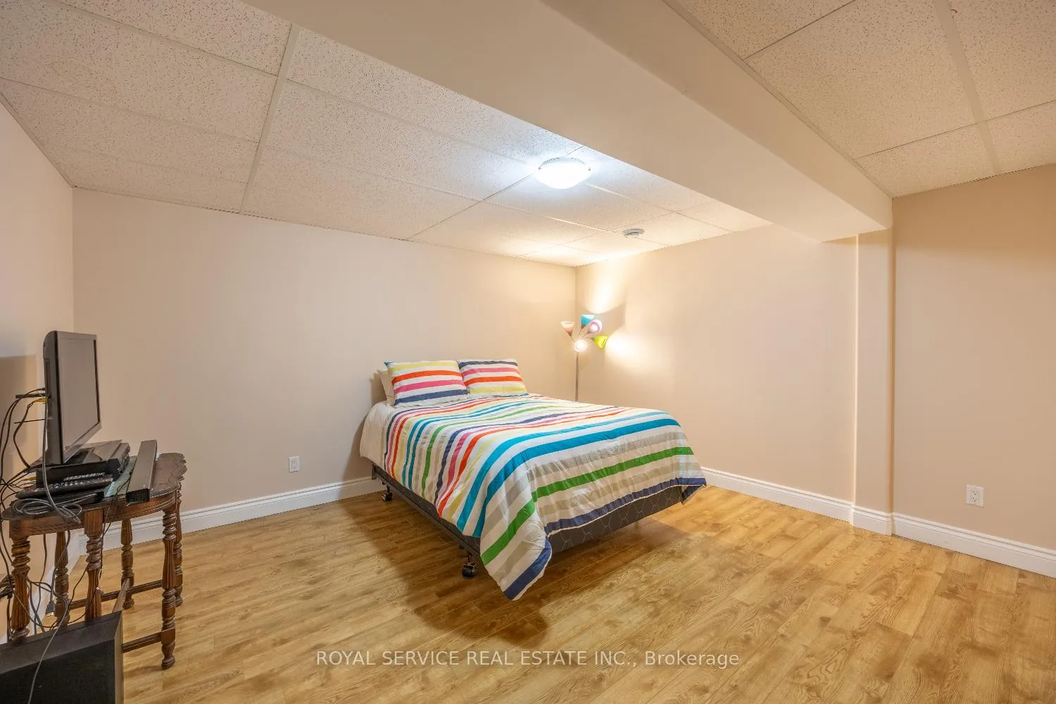Photo 33 of 16 Cortland Crescent, Prince Edward County, Sophiasburg Ward — HOMEH