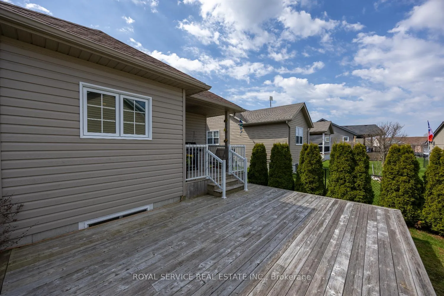 Photo 38 of 16 Cortland Crescent, Prince Edward County, Sophiasburg Ward — HOMEH