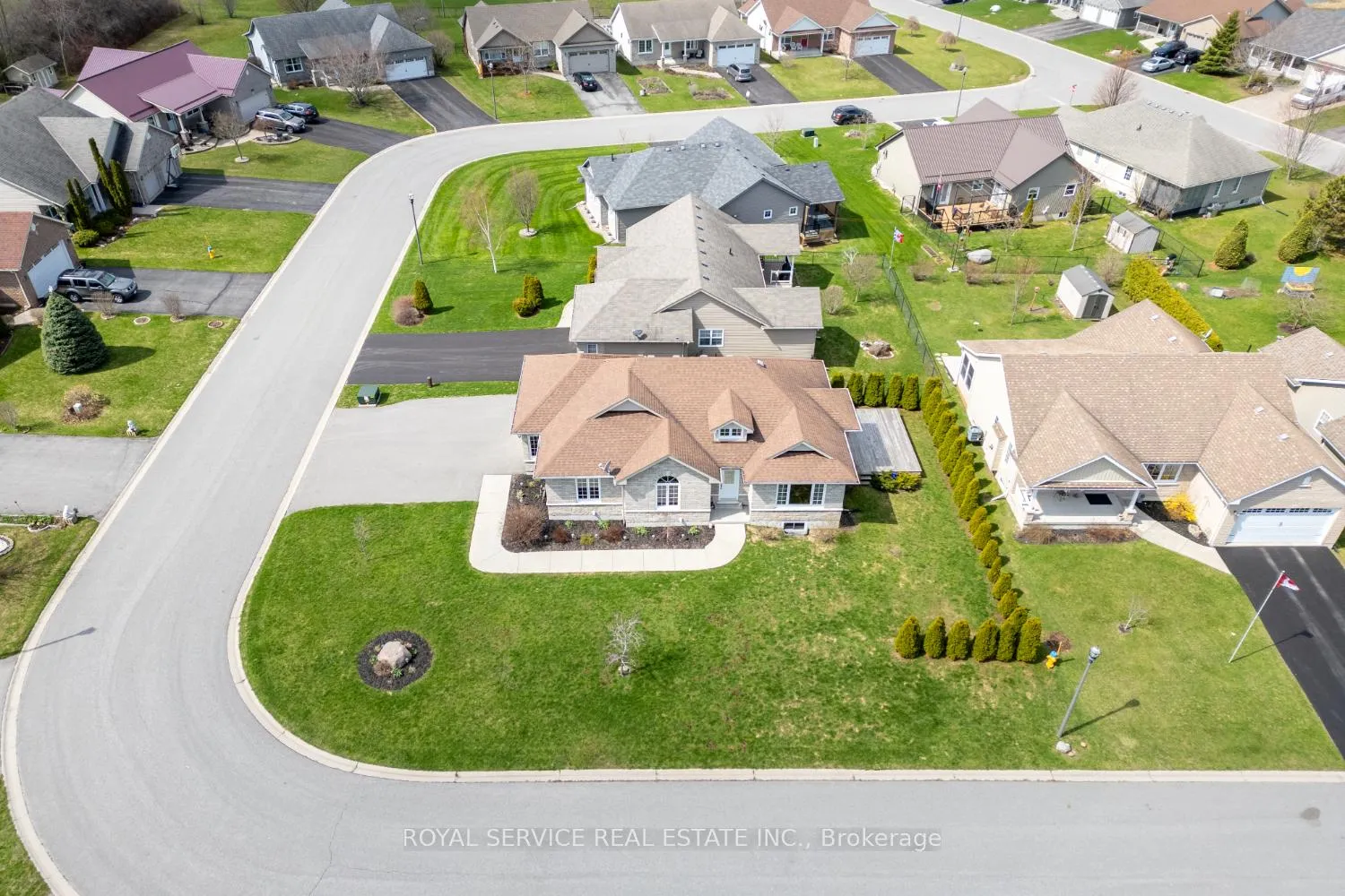 Photo 44 of 16 Cortland Crescent, Prince Edward County, Sophiasburg Ward — HOMEH
